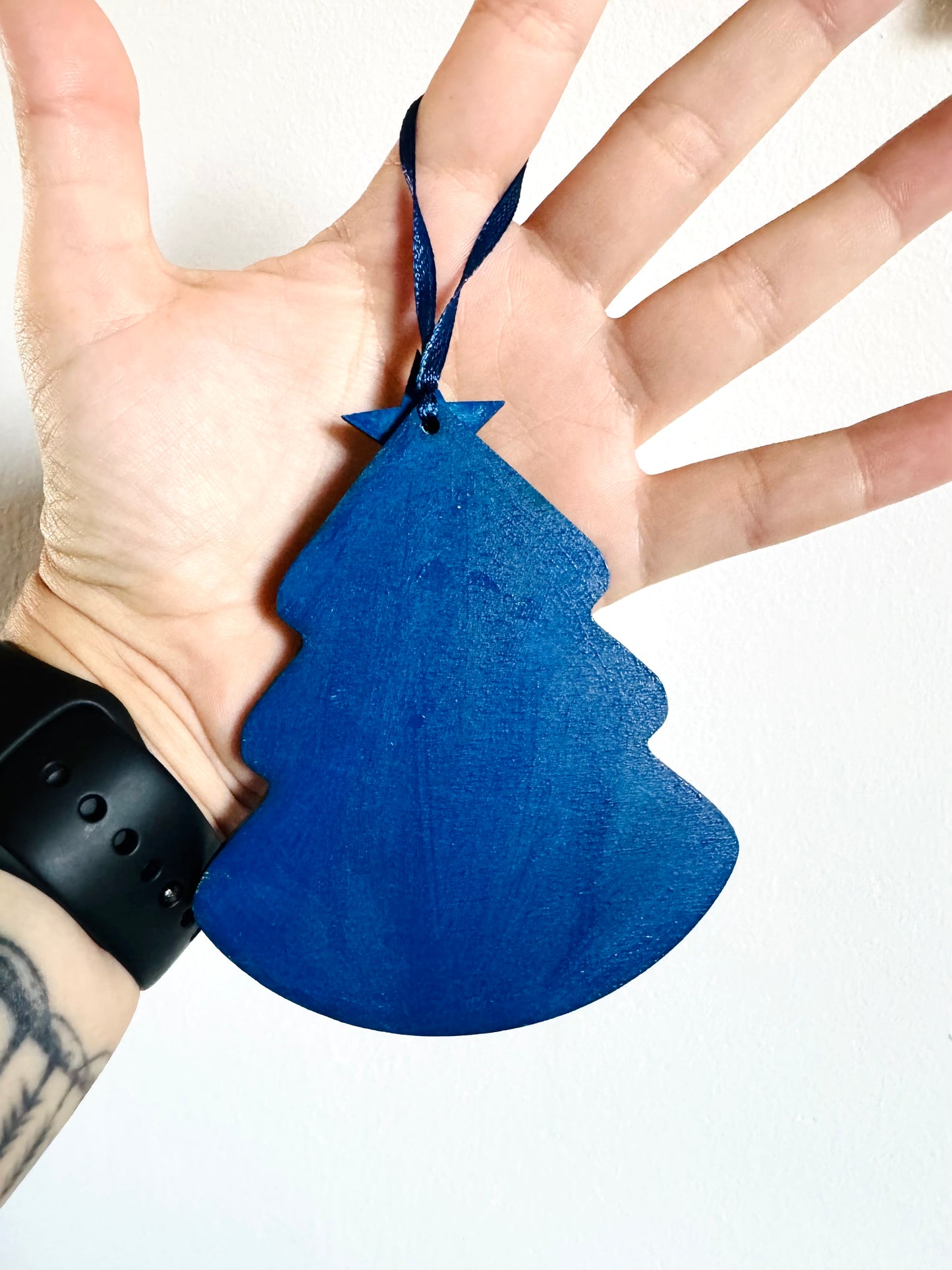Hand-painted Christmas tree ornament / Kézzel festett karácsonyfa dísz