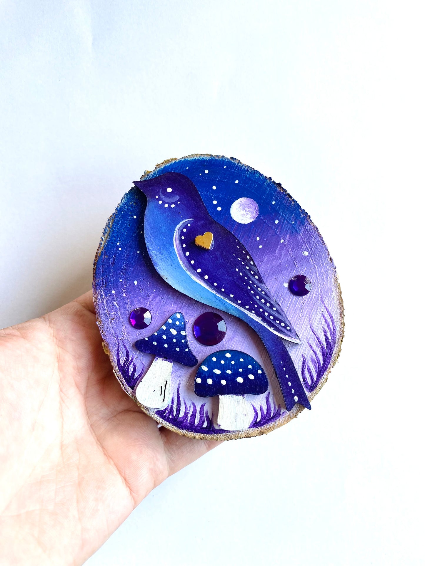 Hand-painted wood slice bird MAGNET / Kézzel festett madaras fakorong mágnes