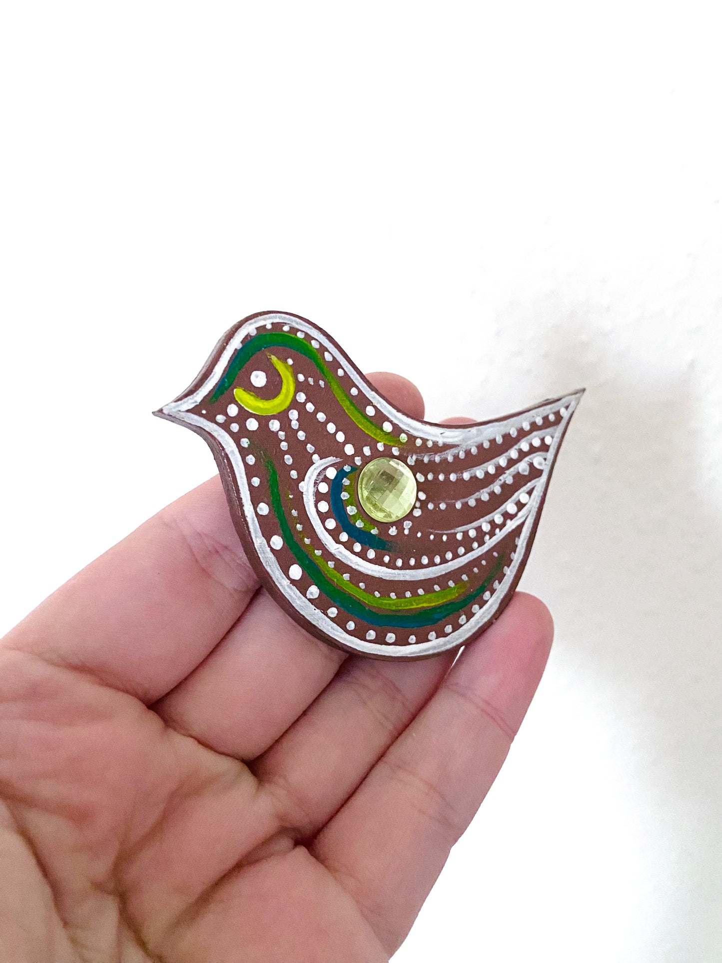 Hand-painted “gingerbread” bird magnet / Kézzel festett “mézeskalács” madárka mágnes