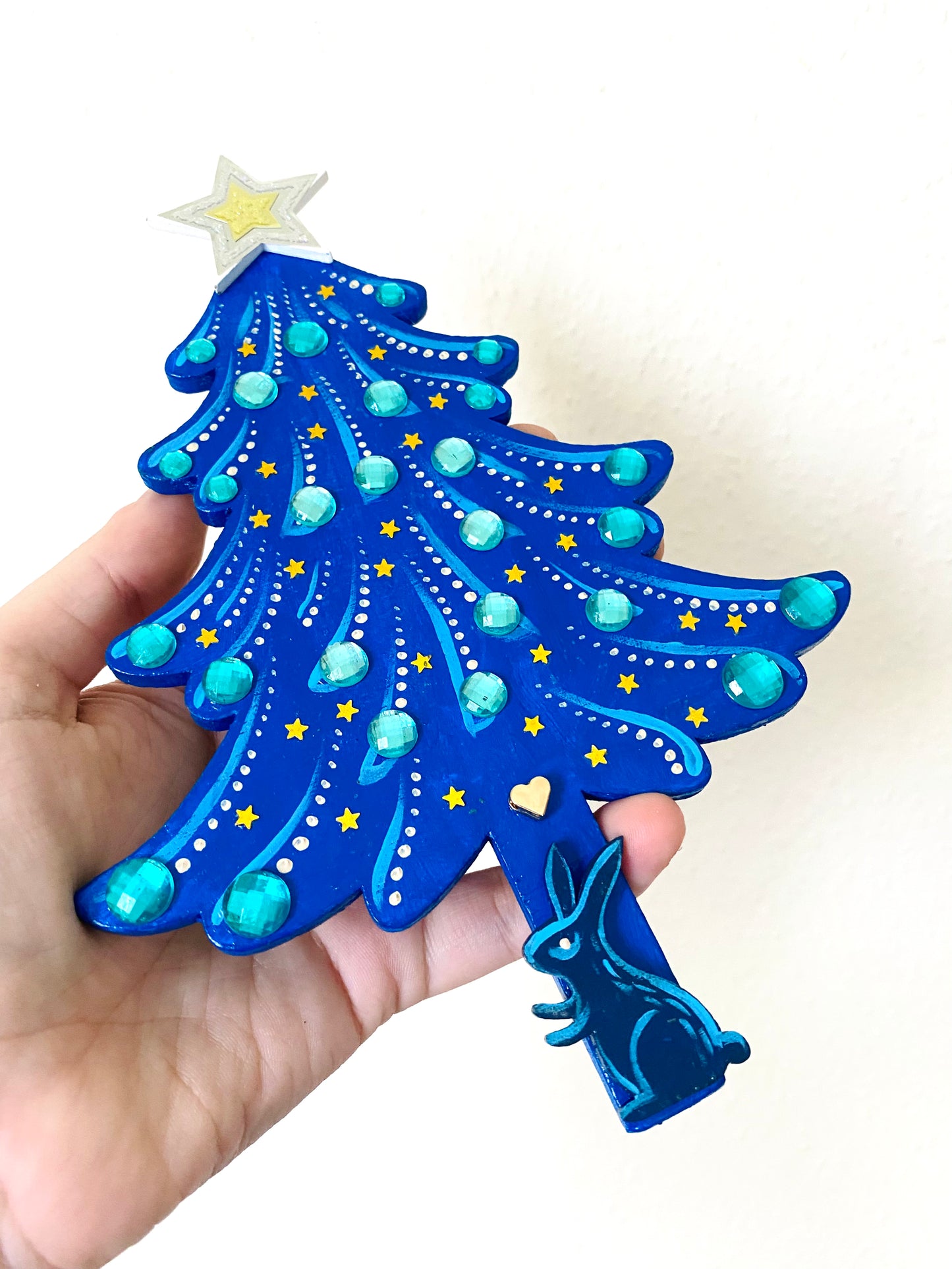 Hand-painted Christmas tree magnet / Kézzel festett karácsonyfa mágnes