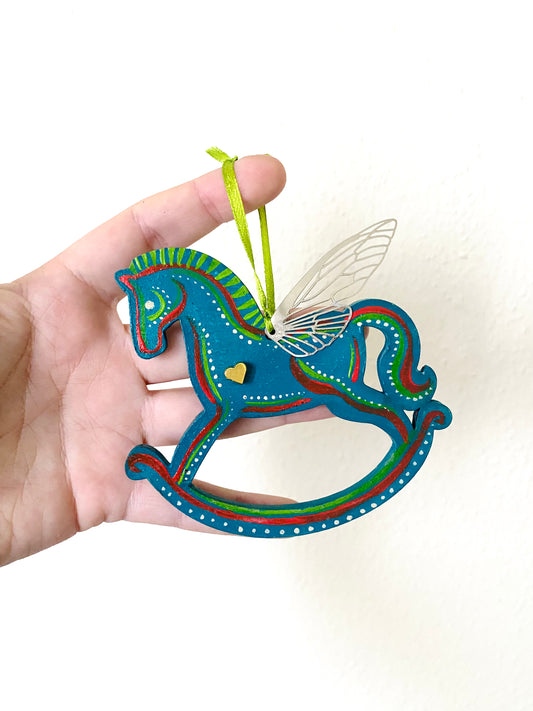 Hand-painted WINGED hintaló dísz / Kézzel festett szárnyas hintaló dísz