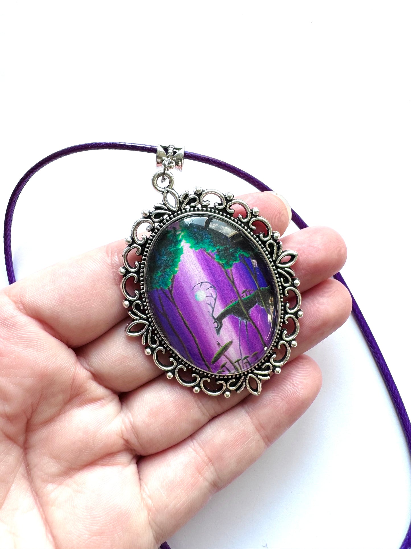 Big oval pendant / Nagy ovális medál egyedi grafikával