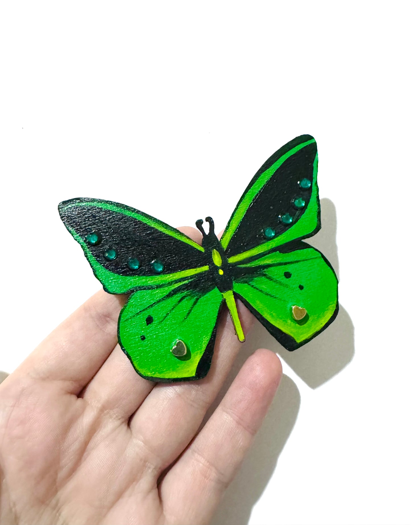 Hand-painted wooden butterfly brooch (Springcollection) / Kézzel festett fa pillangó bross
