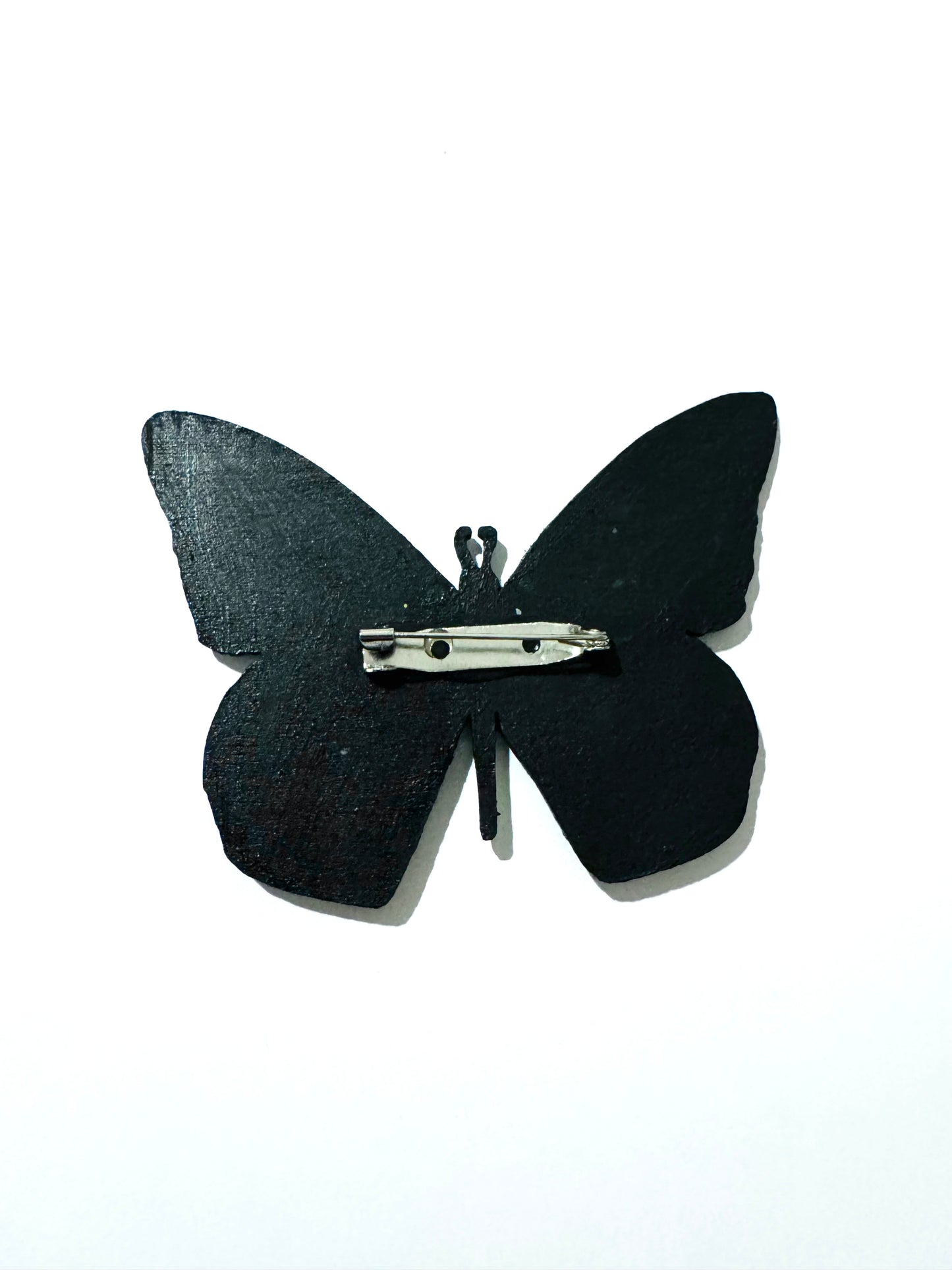 Hand-painted wooden butterfly brooch (Springcollection) / Kézzel festett fa pillangó bross