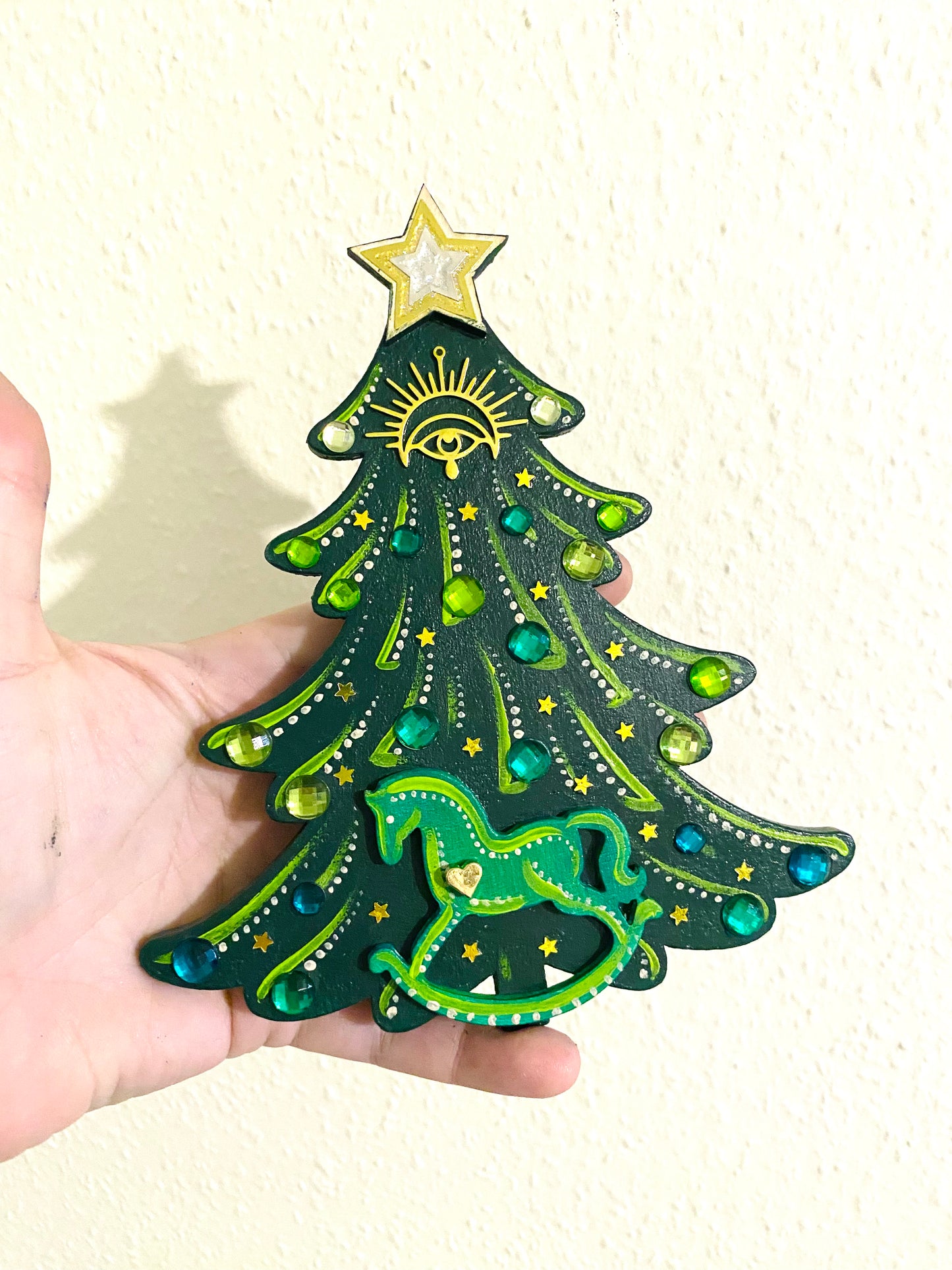 Hand-painted Christmas tree magnet / Kézzel festett karácsonyfa mágnes