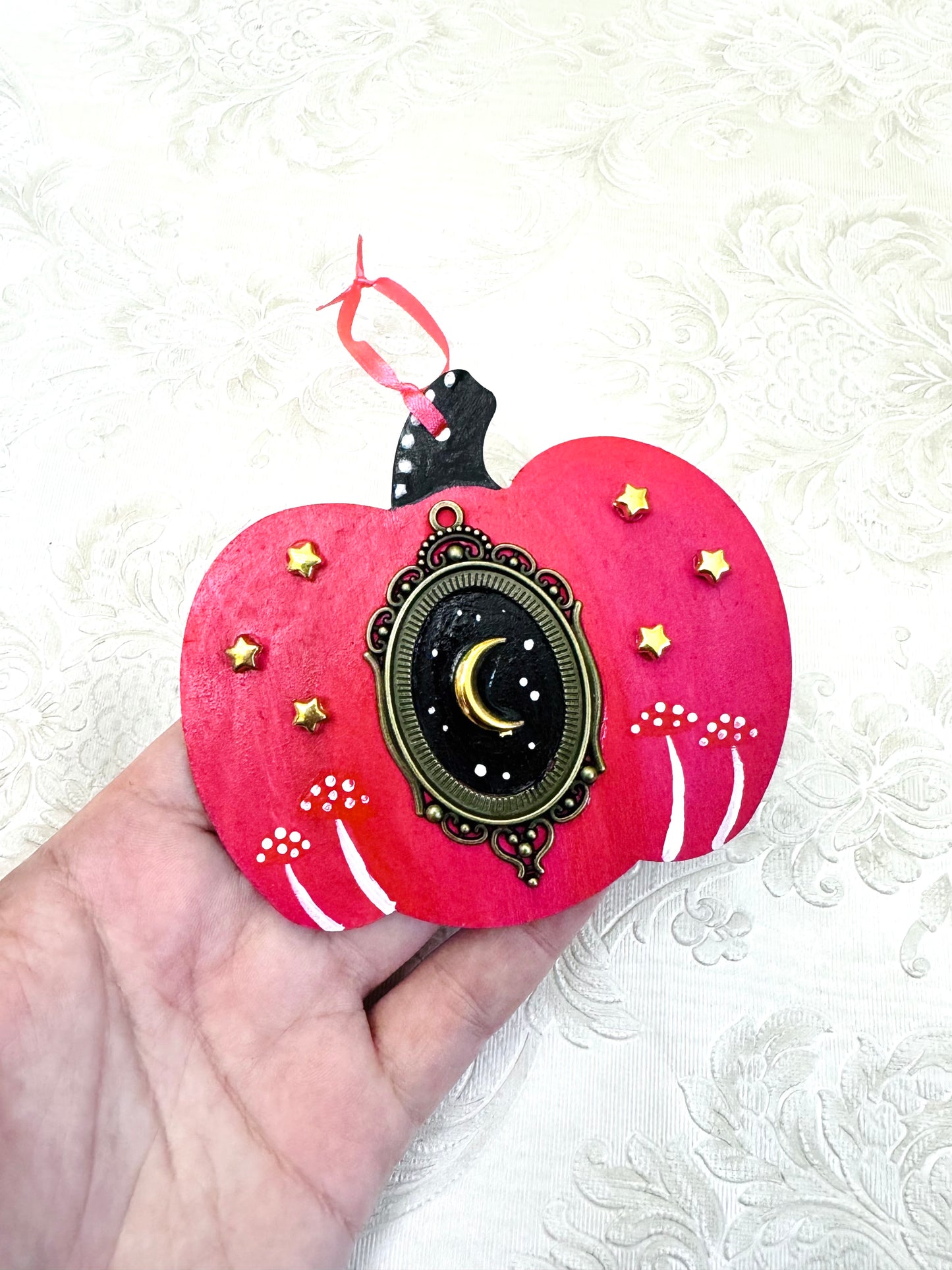 Hand-painted pumpkin MAGNET and ornament / Kézzel festett tök mágnes és dísz