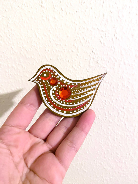 Hand-painted “gingerbread” bird magnet / Kézzel festett “mézeskalács” madárka mágnes