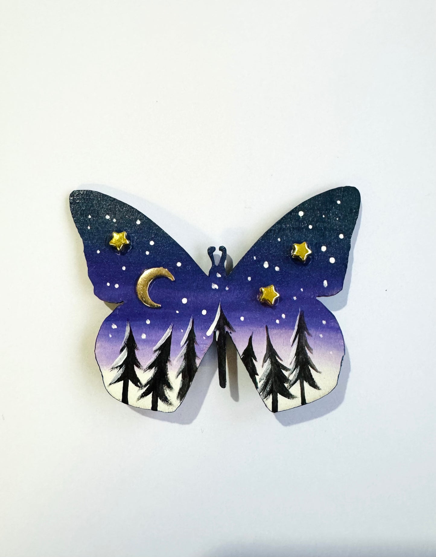 Hand-painted wooden butterfly brooch (Springcollection) / Kézzel festett fa pillangó bross