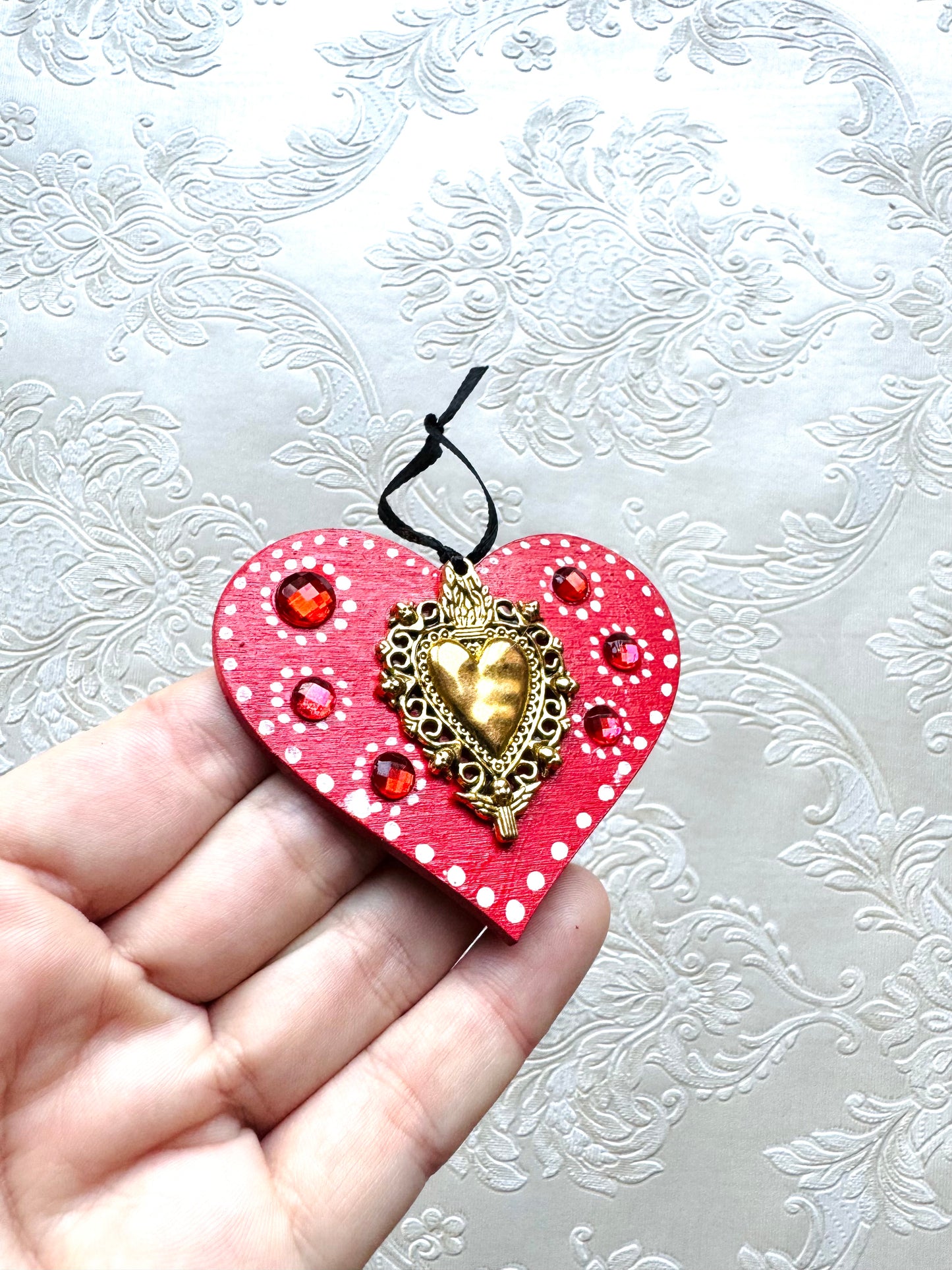 Hand-painted Christmas heart ornament / Kézzel festett karácsonyi szívecske dísz