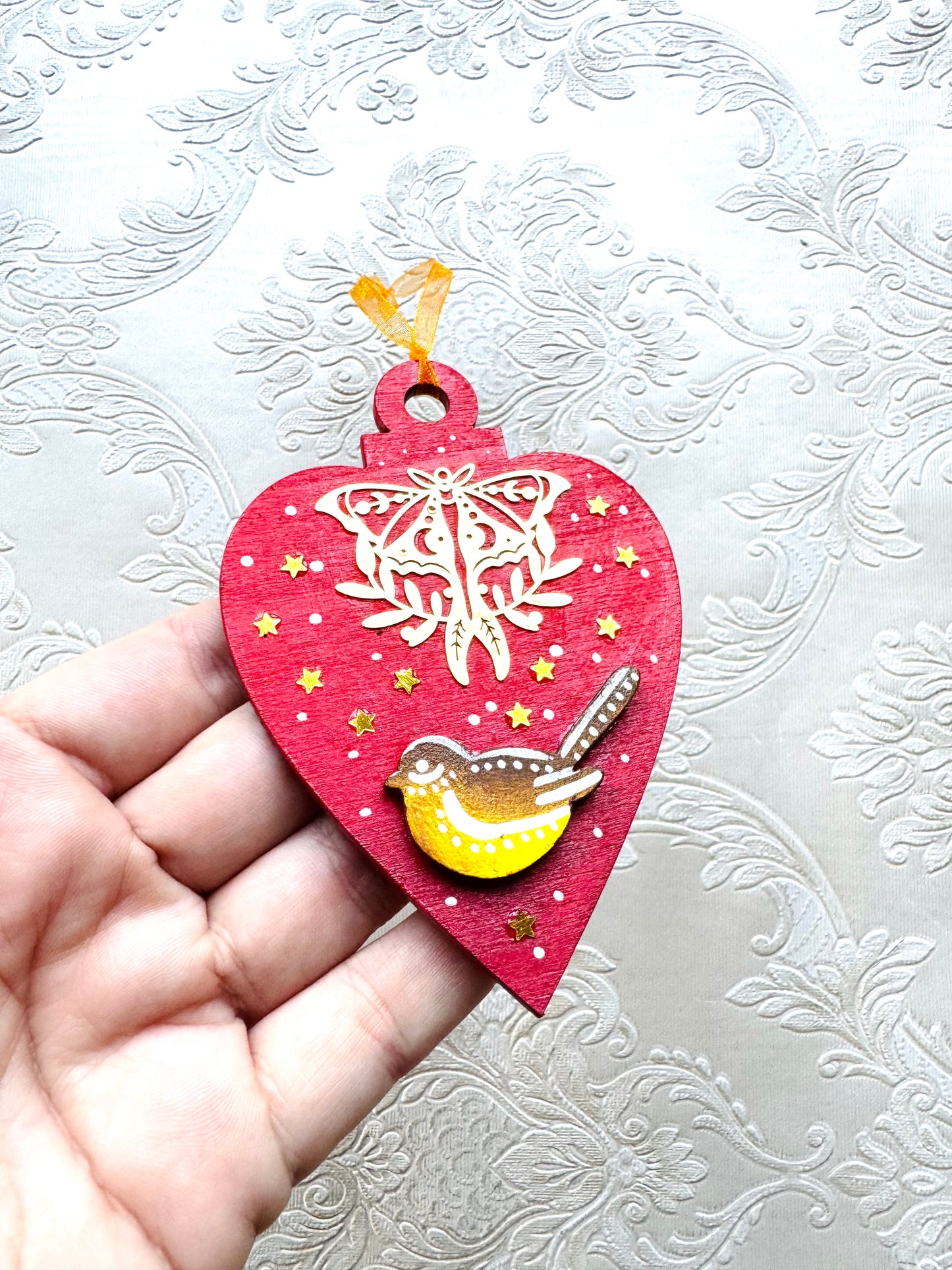 Hand-painted Christmas heart ornament / Kézzel festett karácsonyi szívecske dísz