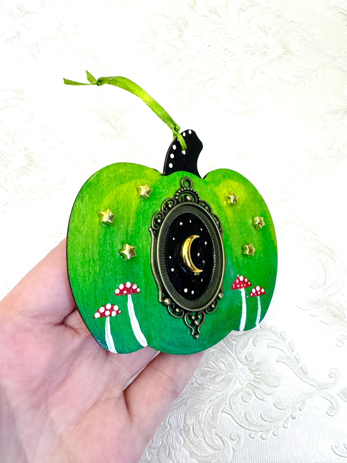 Hand-painted pumpkin MAGNET and ornament / Kézzel festett tök mágnes és dísz