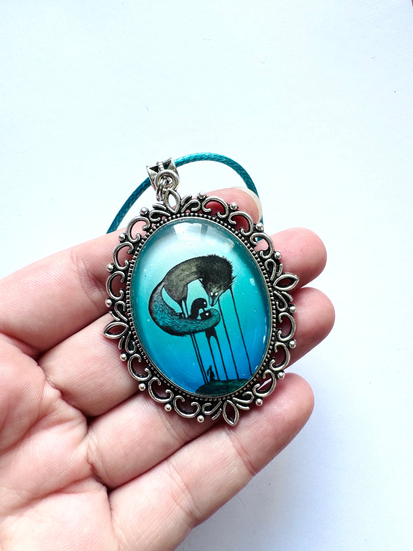 Big oval pendant / Nagy ovális medál egyedi grafikával