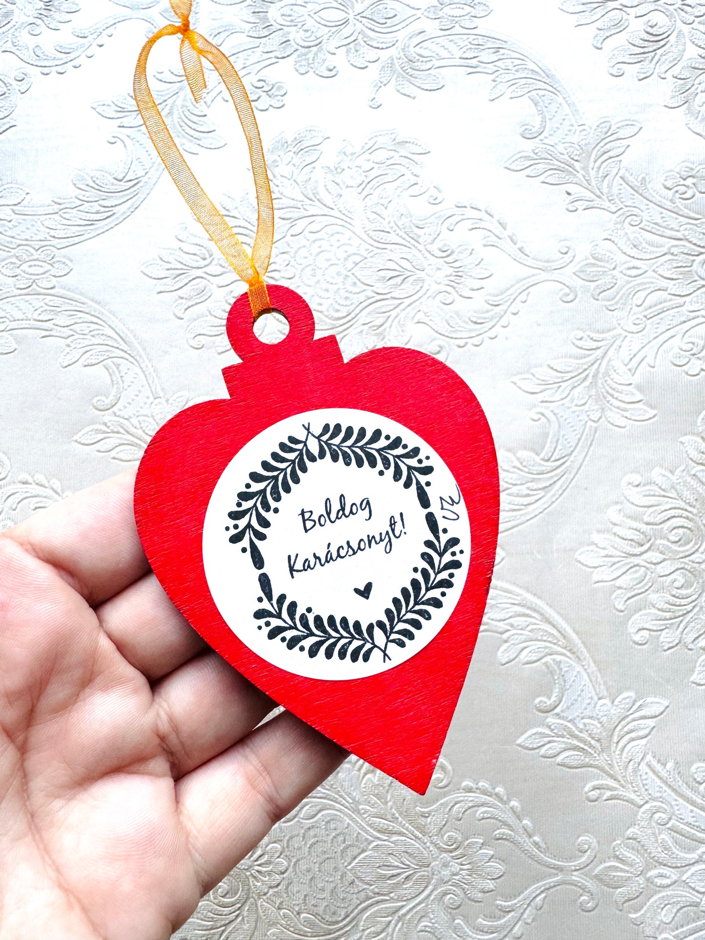 Hand-painted Christmas heart ornament / Kézzel festett karácsonyi szívecske dísz