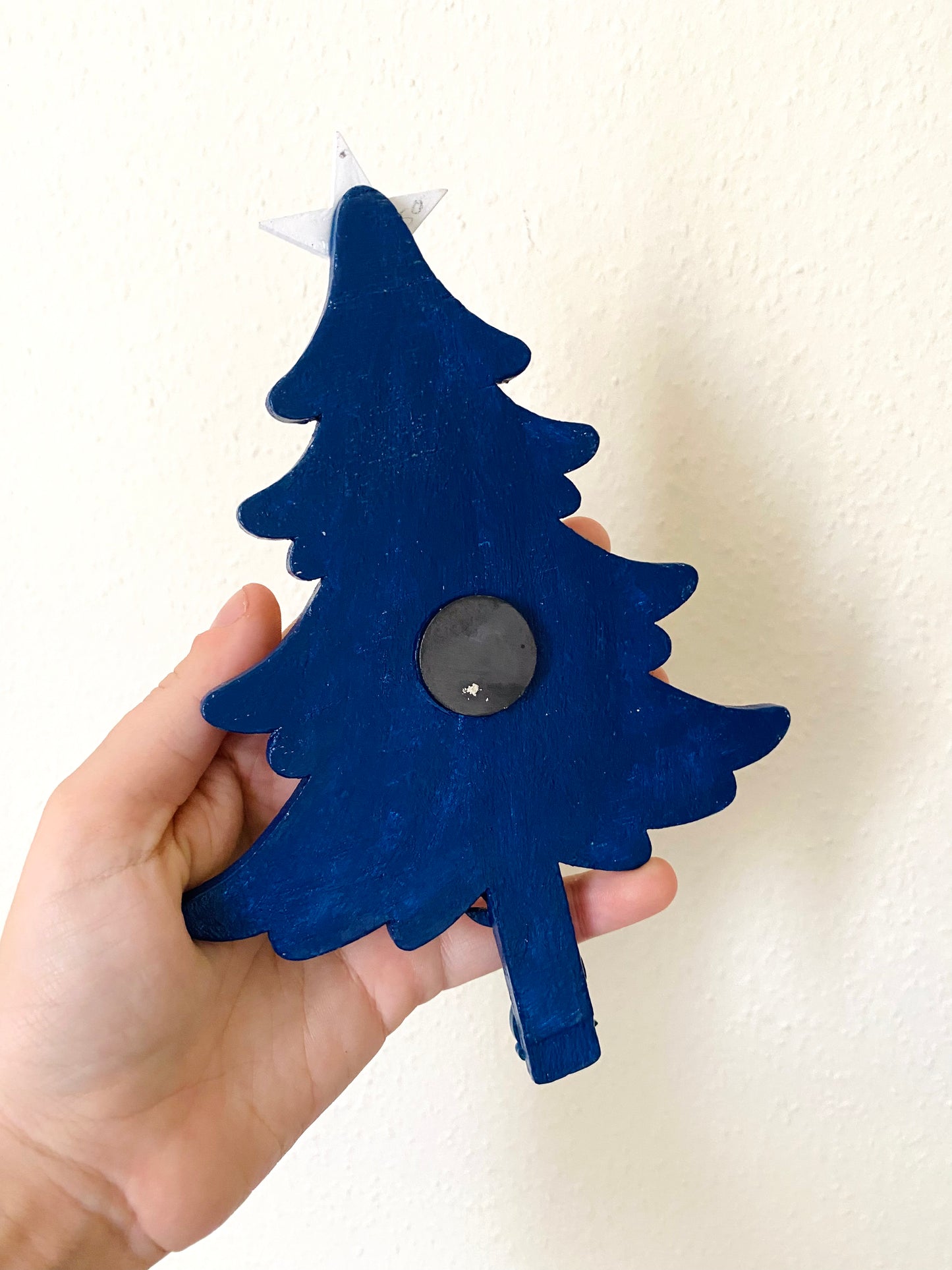 Hand-painted Christmas tree magnet / Kézzel festett karácsonyfa mágnes