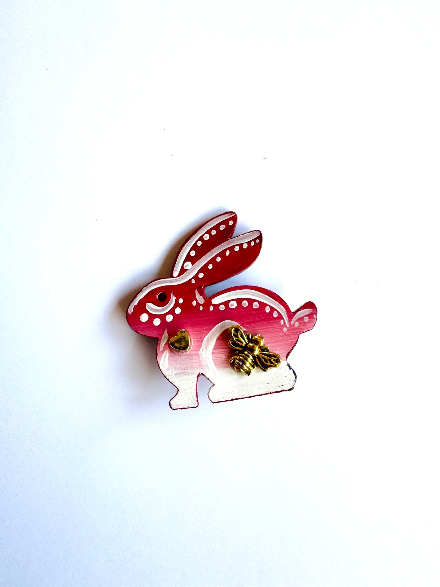 Hand-painted wooden mini rabbit brooch (Springcollection) / Kézzel festett mini fa nyuszi bross