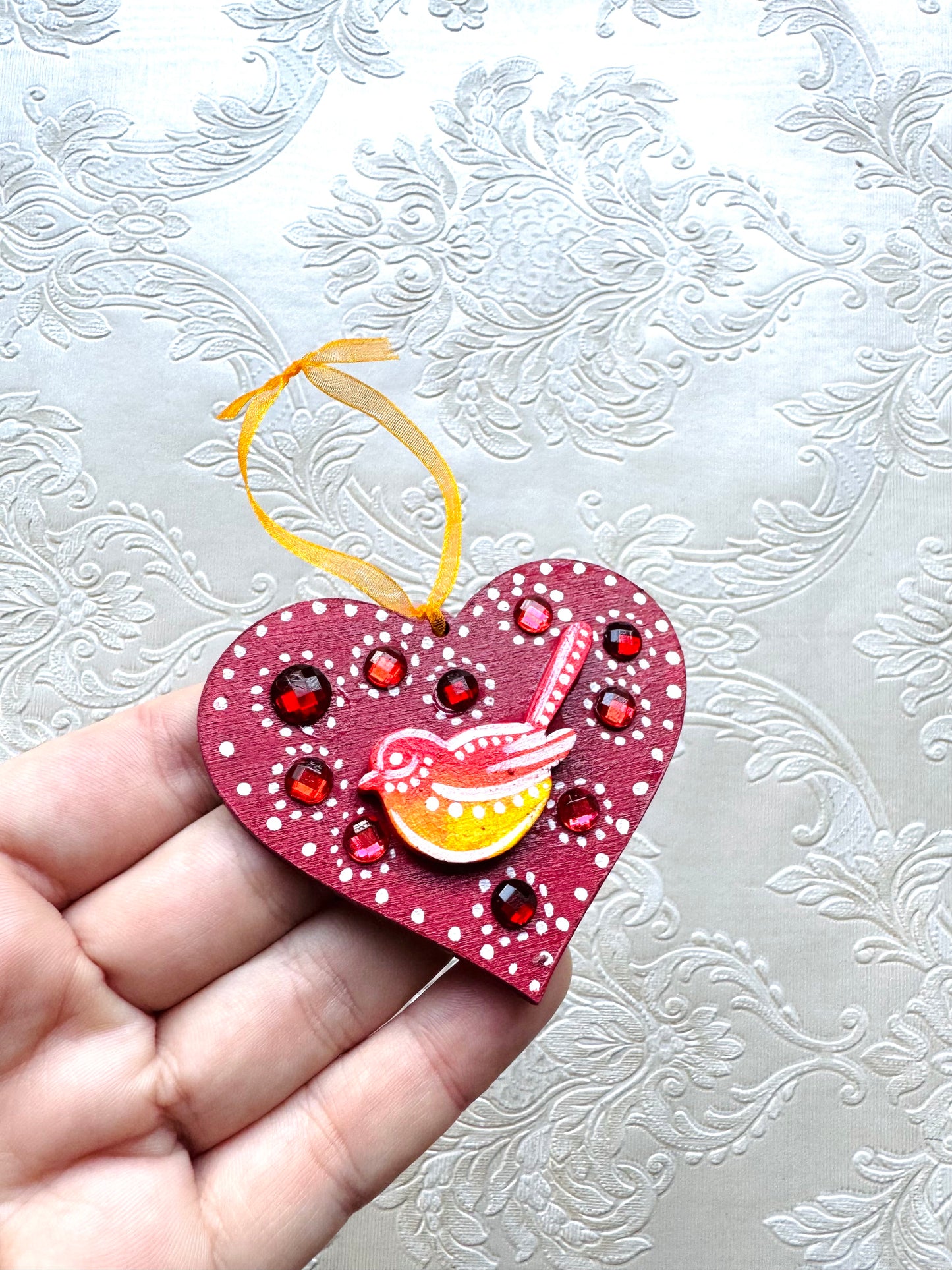 Hand-painted Christmas heart ornament / Kézzel festett karácsonyi szívecske dísz