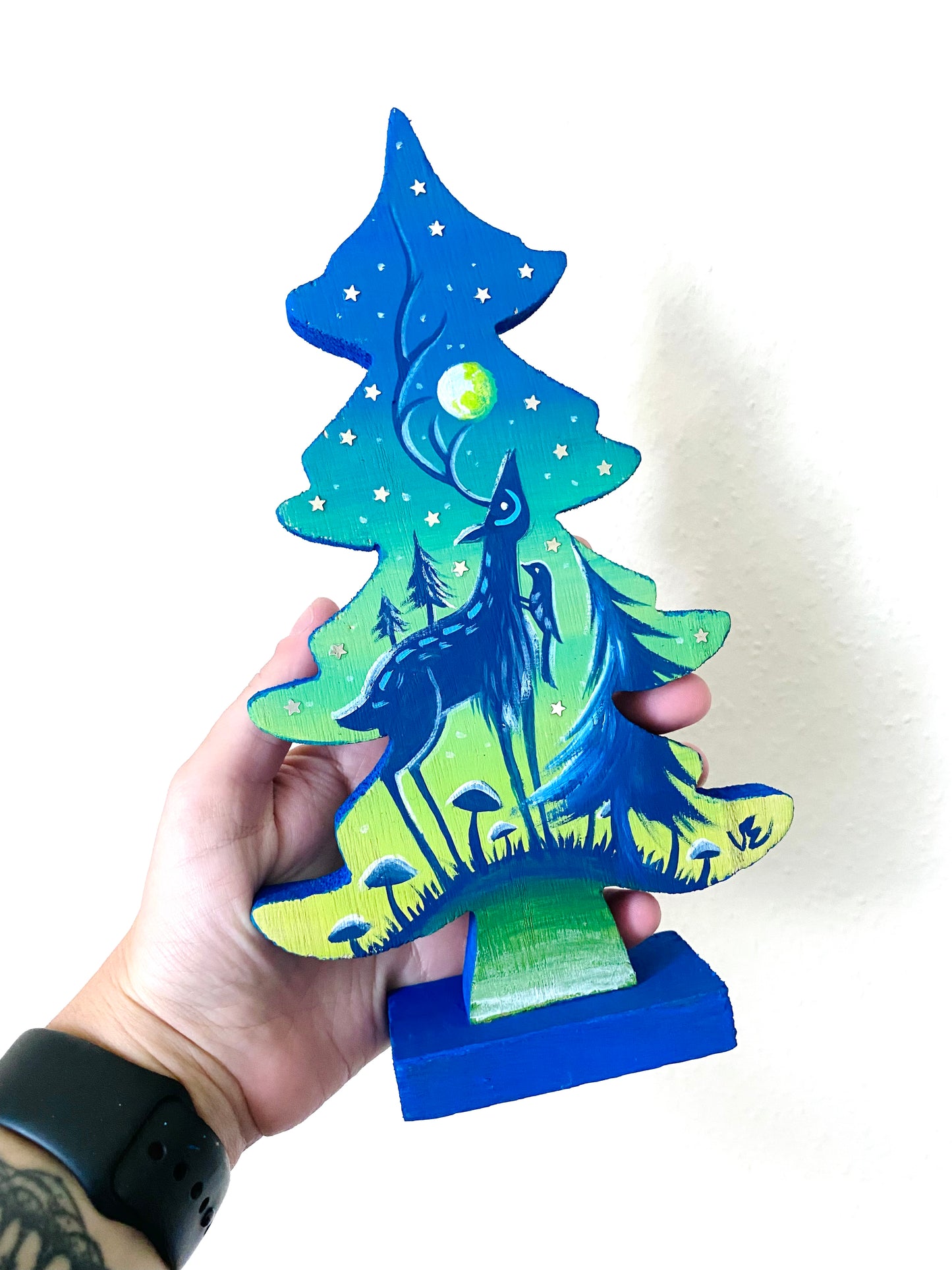 Handbemalte Kiefernfigur KLEINER / Kézzel festett fenyőfa figura KISEBB