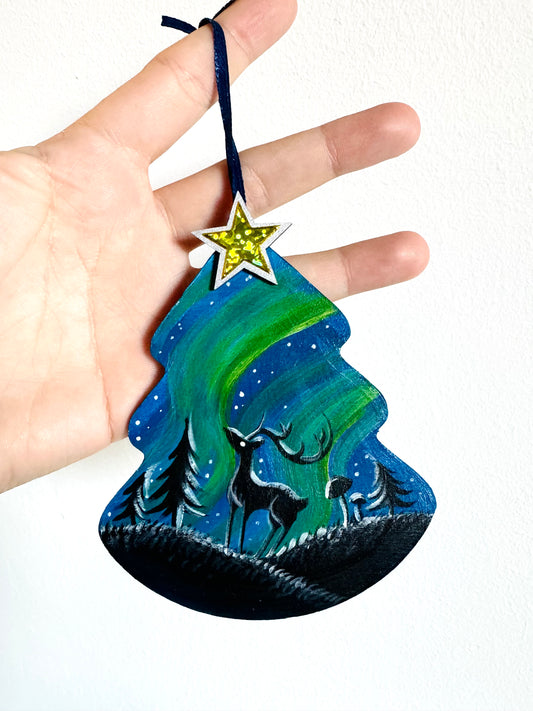 Hand-painted Christmas tree ornament / Kézzel festett karácsonyfa dísz