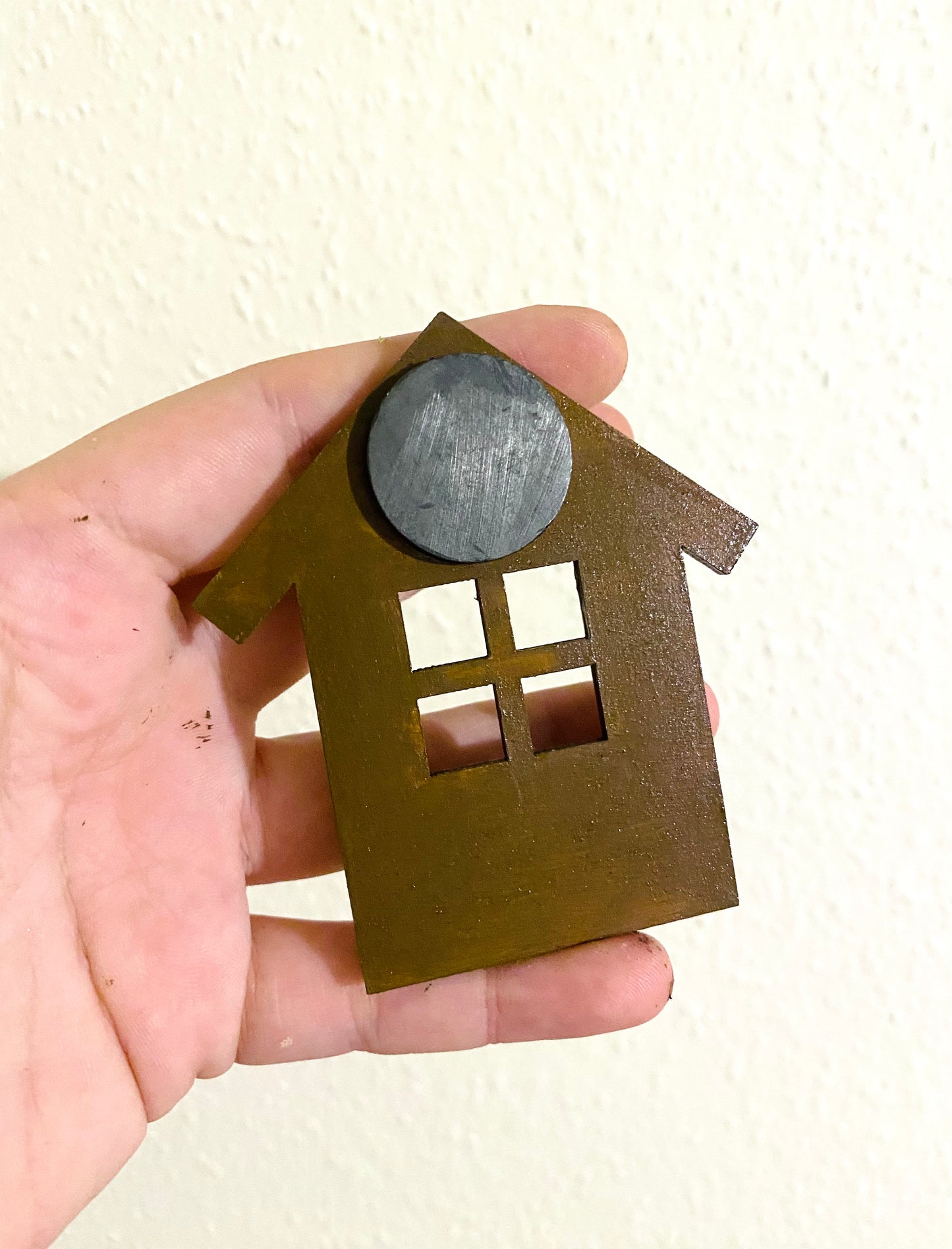 Hand-painted “gingerbread” house magnet / Kézzel festett “mézeskalács” házikó mágnes