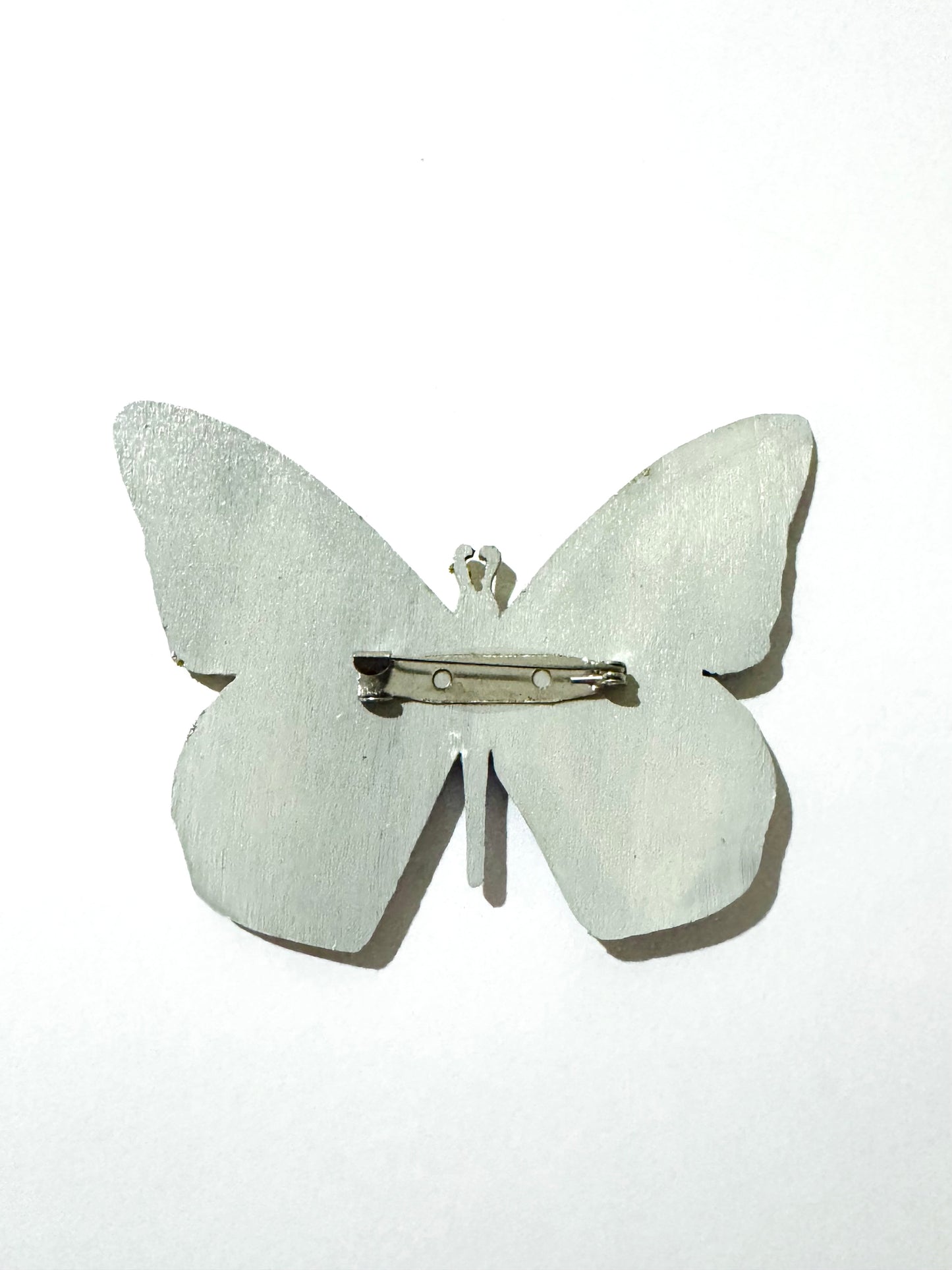 Hand-painted wooden butterfly brooch (Springcollection) / Kézzel festett fa pillangó bross