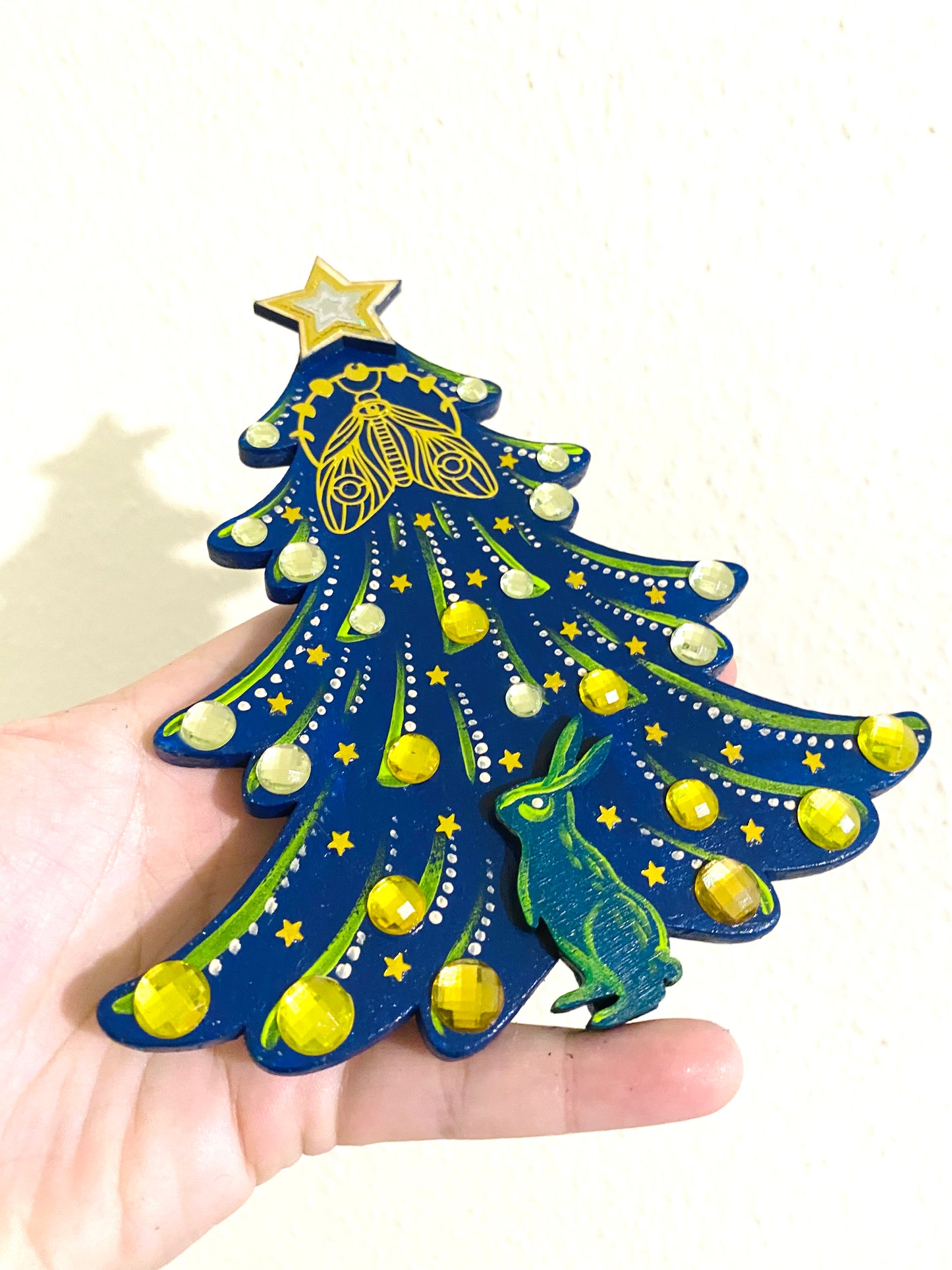 Hand-painted Christmas tree magnet / Kézzel festett karácsonyfa mágnes