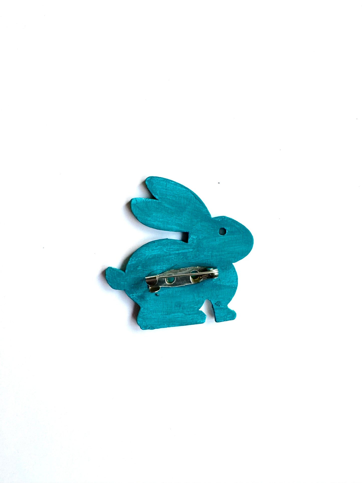 Hand-painted wooden mini rabbit brooch (Springcollection) / Kézzel festett mini fa nyuszi bross