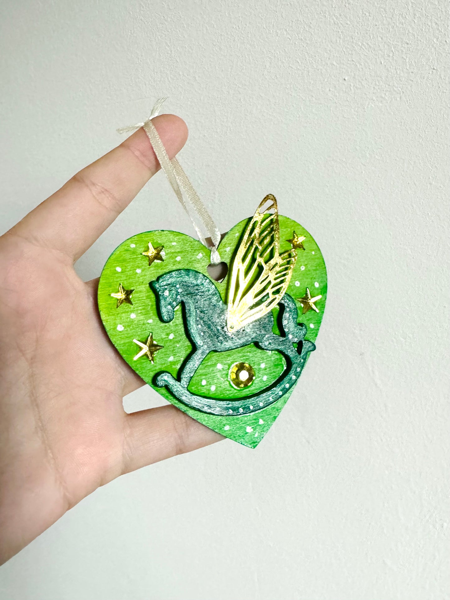 Hand-painted Christmas heart ornament / Kézzel festett karácsonyi szívecske dísz