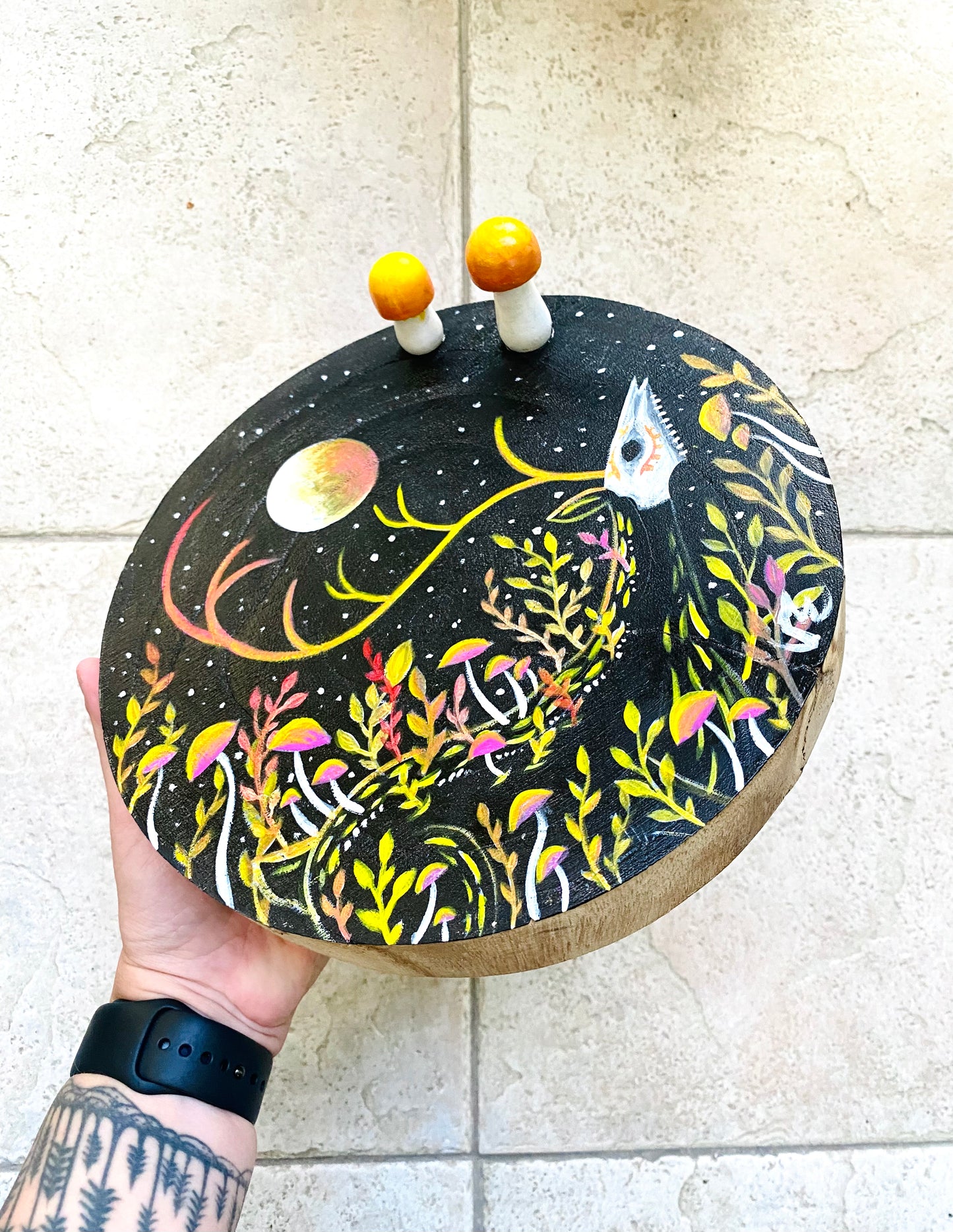 Handbemalter kleiner Tisch/Ständer / Kézzel festett mini asztalka/állvány