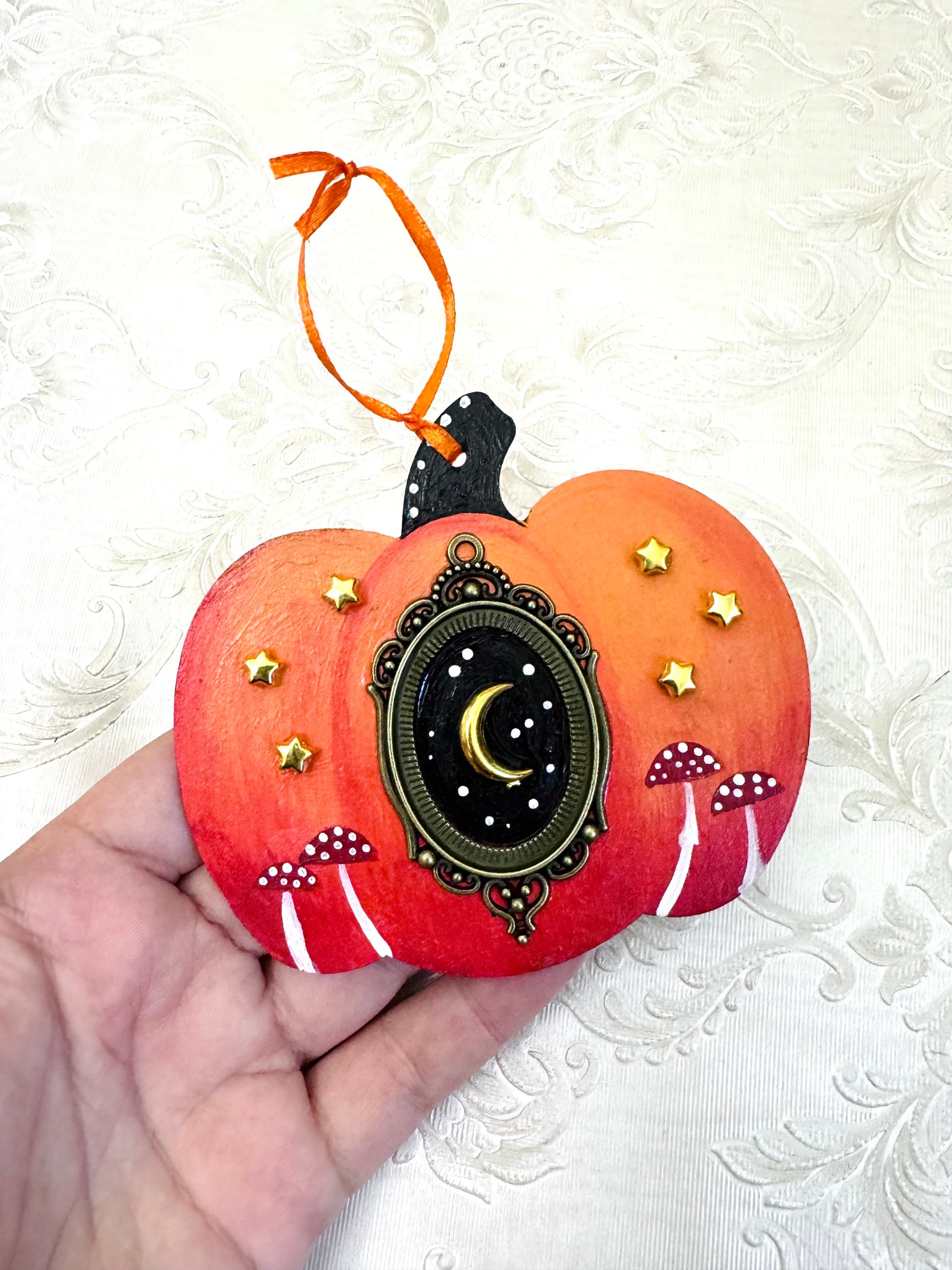 Hand-painted pumpkin MAGNET and ornament / Kézzel festett tök mágnes és dísz