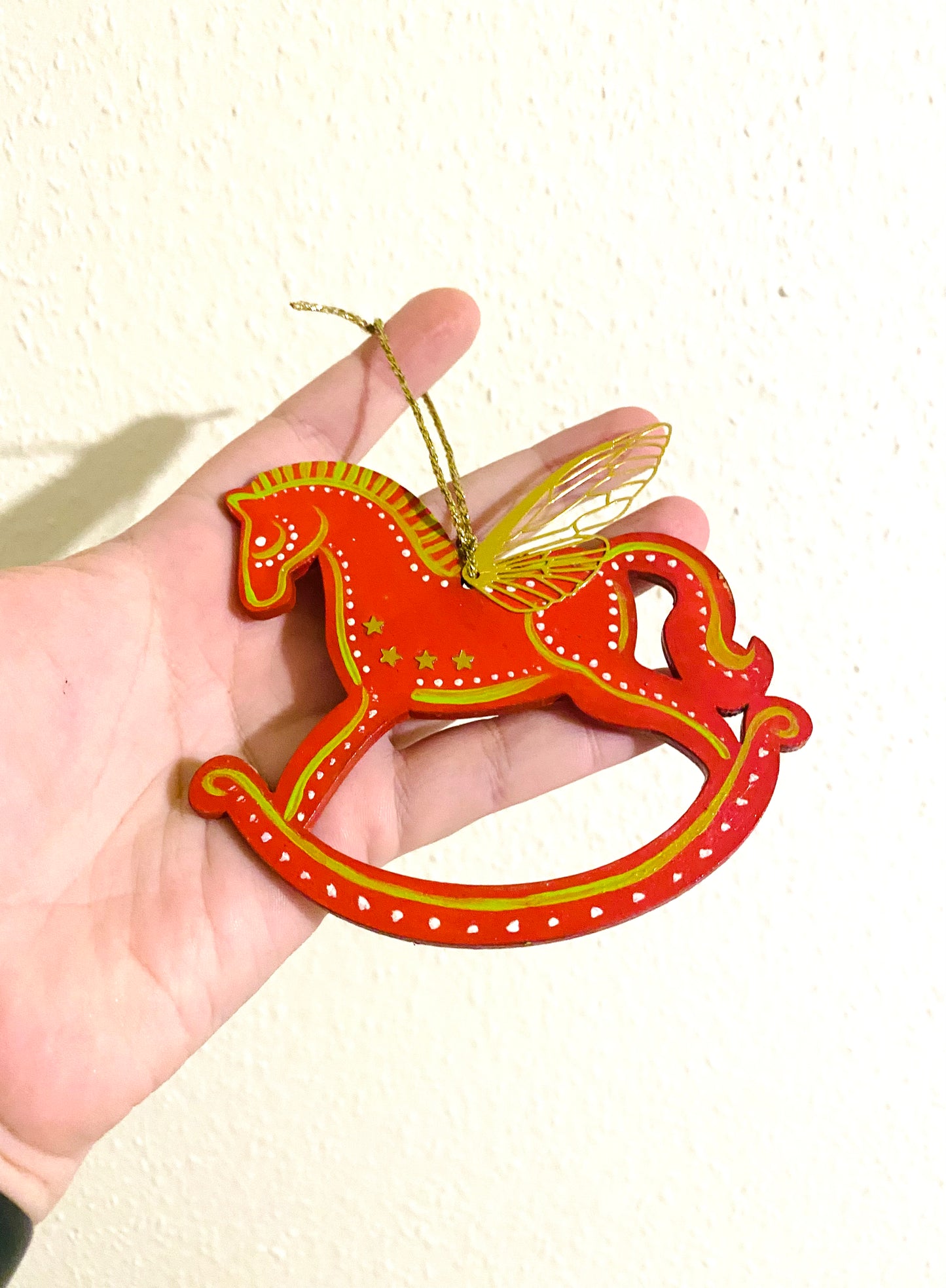 Hand-painted WINGED hintaló függő dísz / Kézzel festett szárnyas hintaló dísz