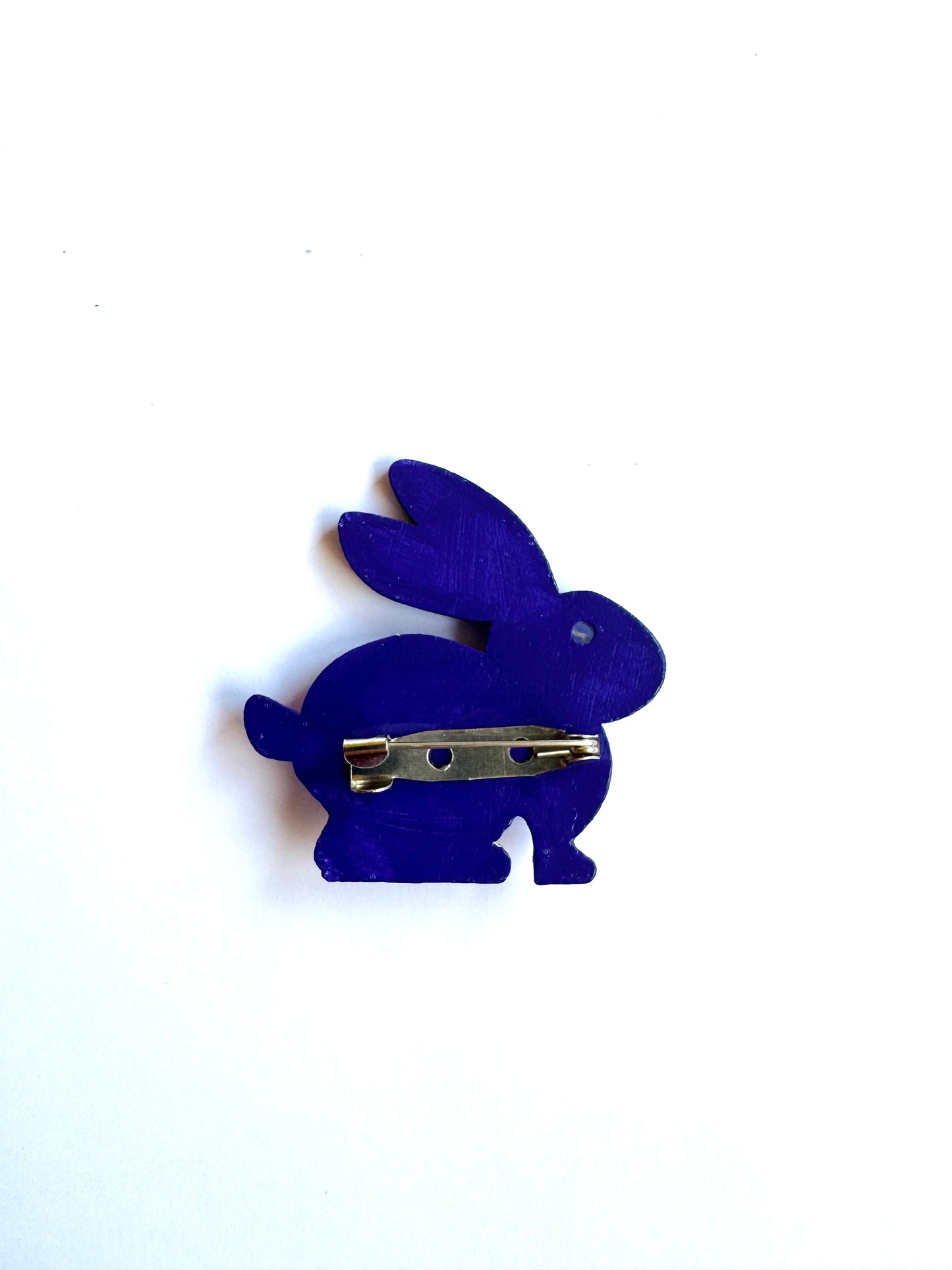 Hand-painted wooden mini rabbit brooch (Springcollection) / Kézzel festett mini fa nyuszi bross