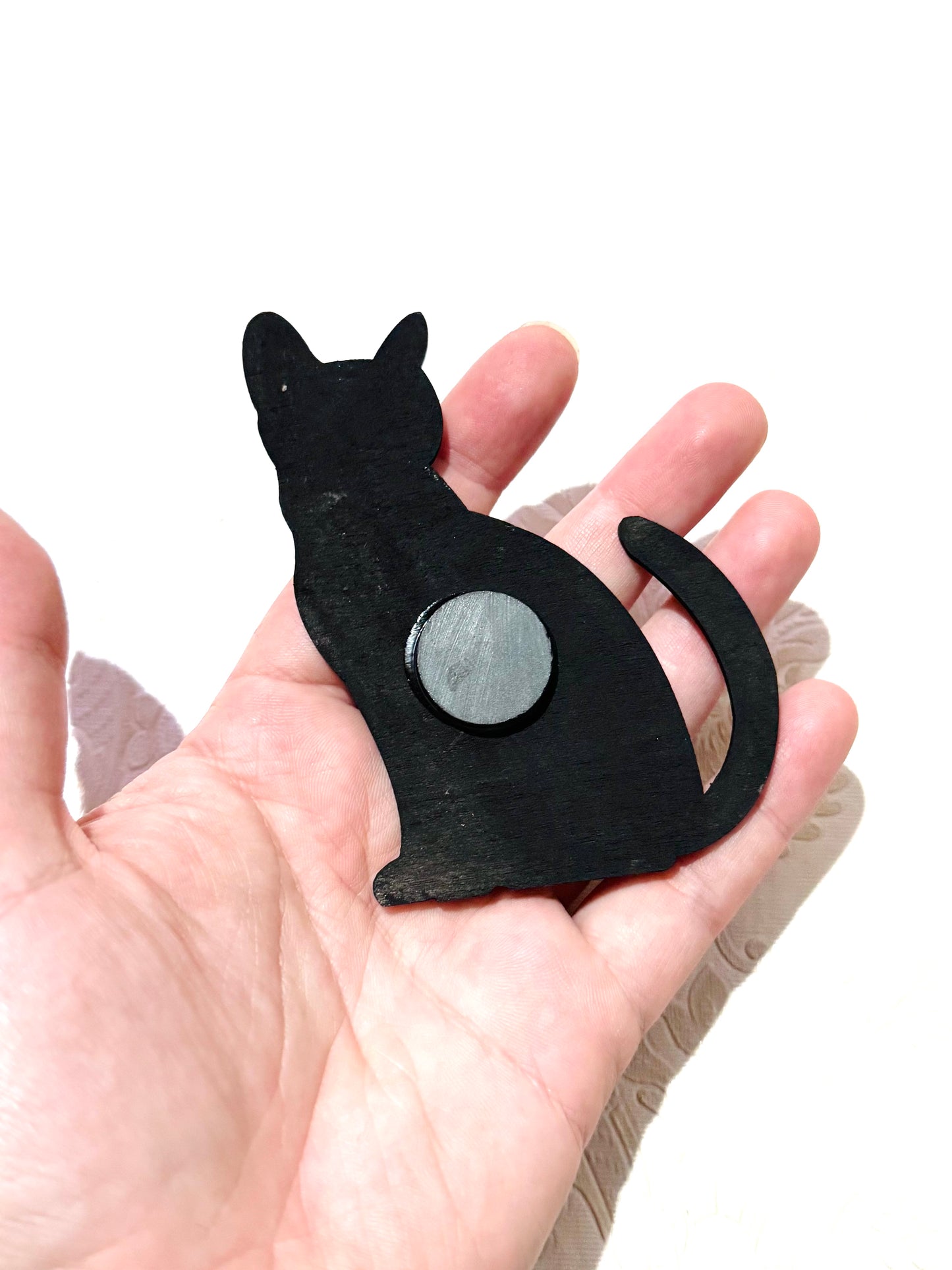 Hand-painted cat MAGNET / Kézzel festett macska mágnes