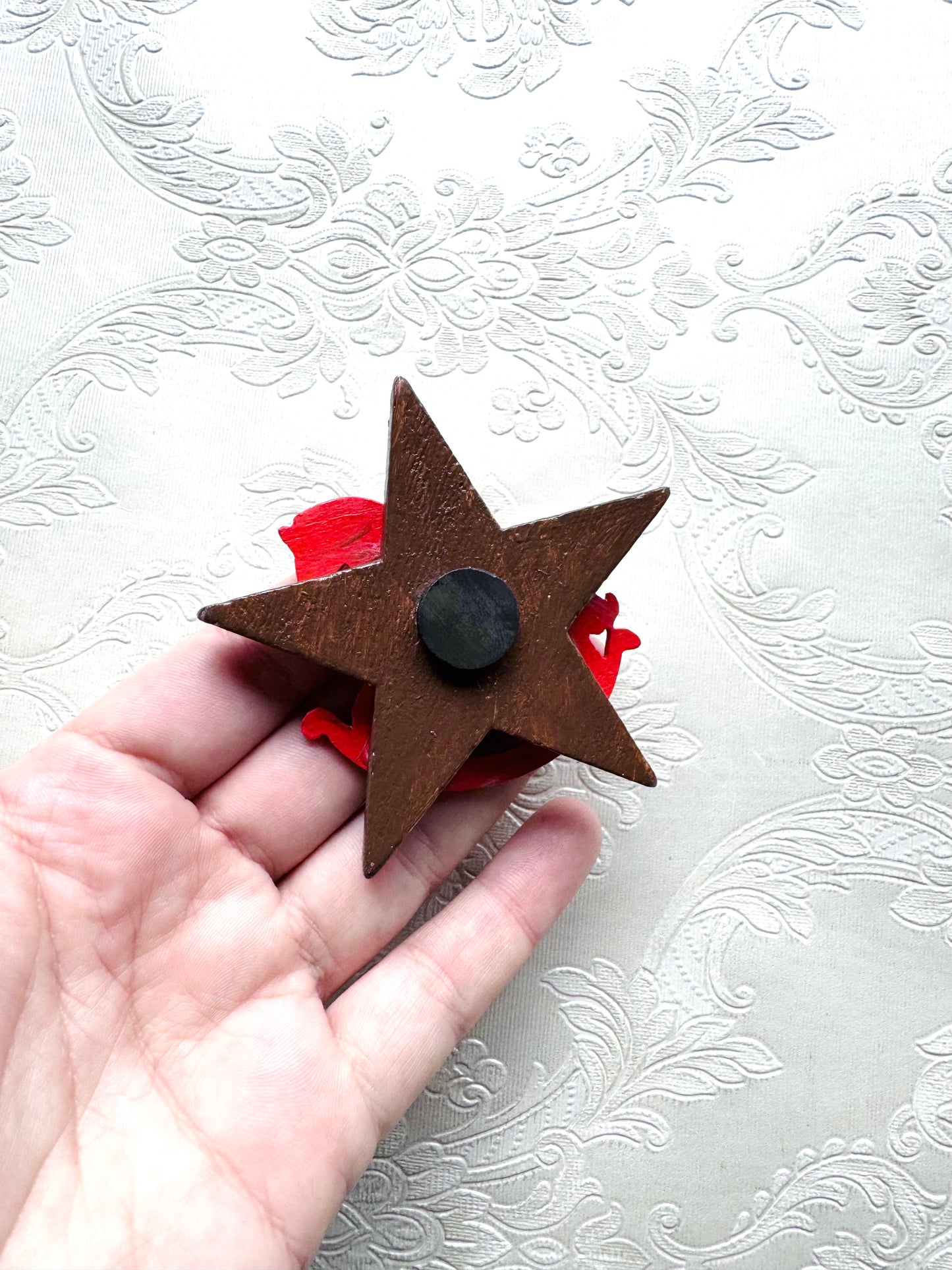 Hand-painted Christmas star magnet / Kézzel festett karácsonyi csillag mágnes