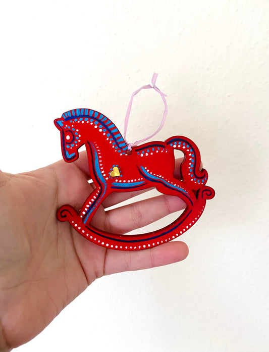 Hand-painted rocking horse ornament / Kézzel festett hintaló dísz
