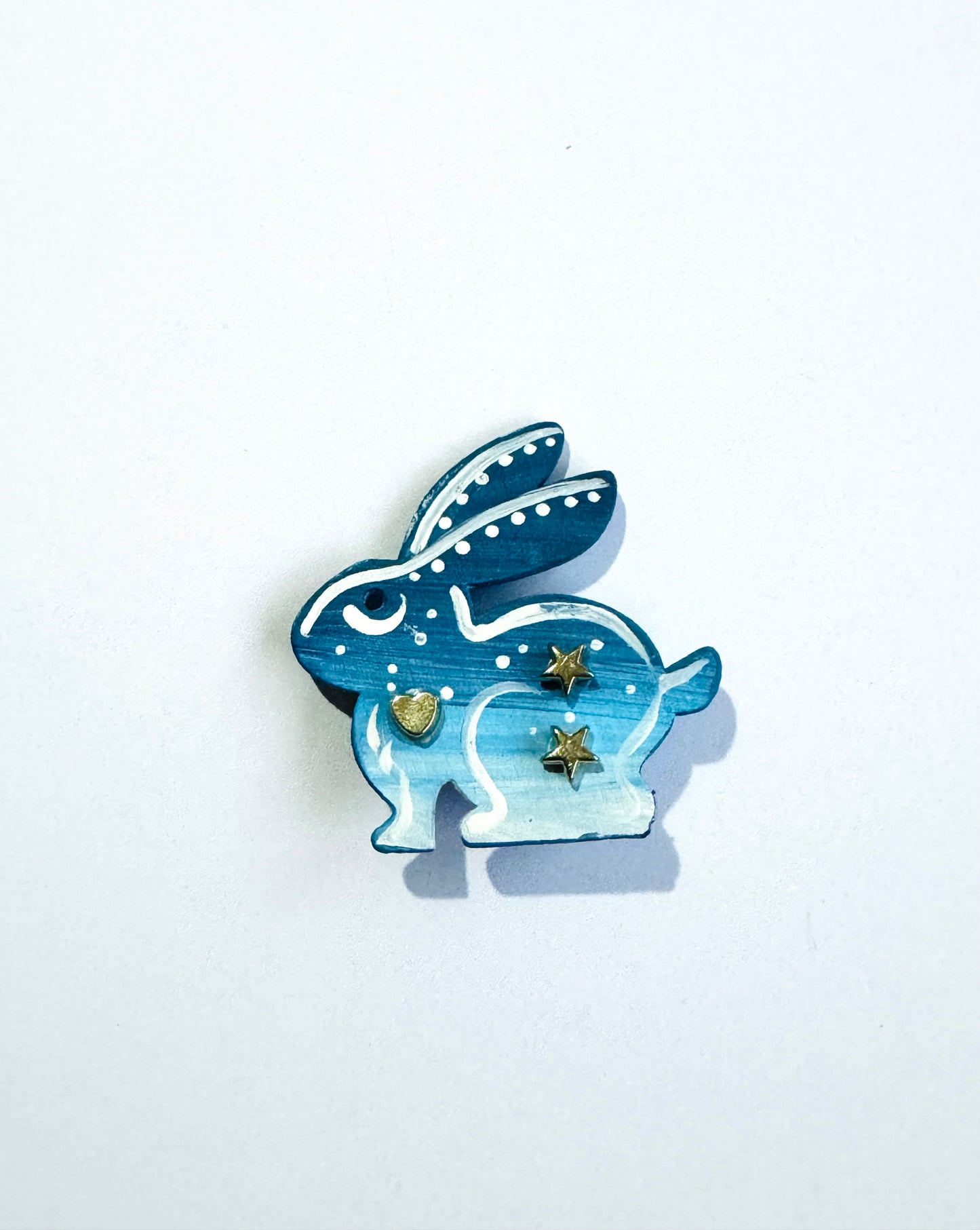 Hand-painted wooden mini rabbit brooch (Springcollection) / Kézzel festett mini fa nyuszi bross
