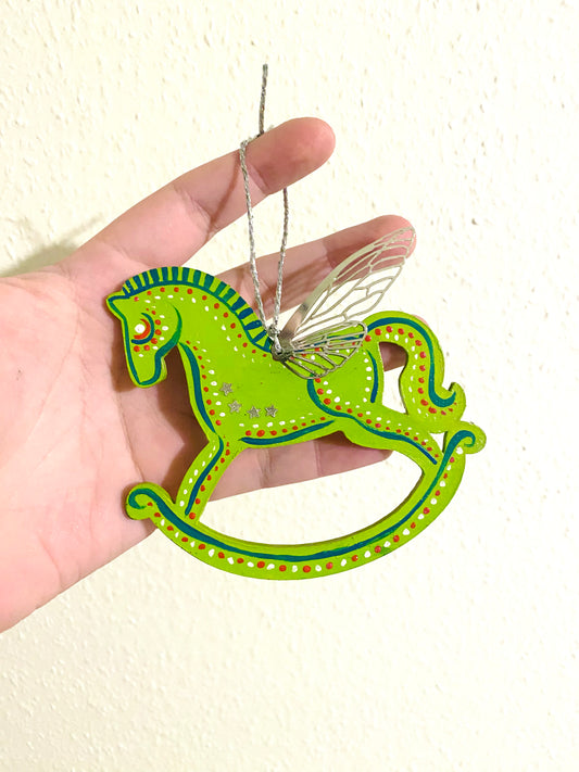 Hand-painted WINGED hintaló függő dísz / Kézzel festett szárnyas hintaló dísz