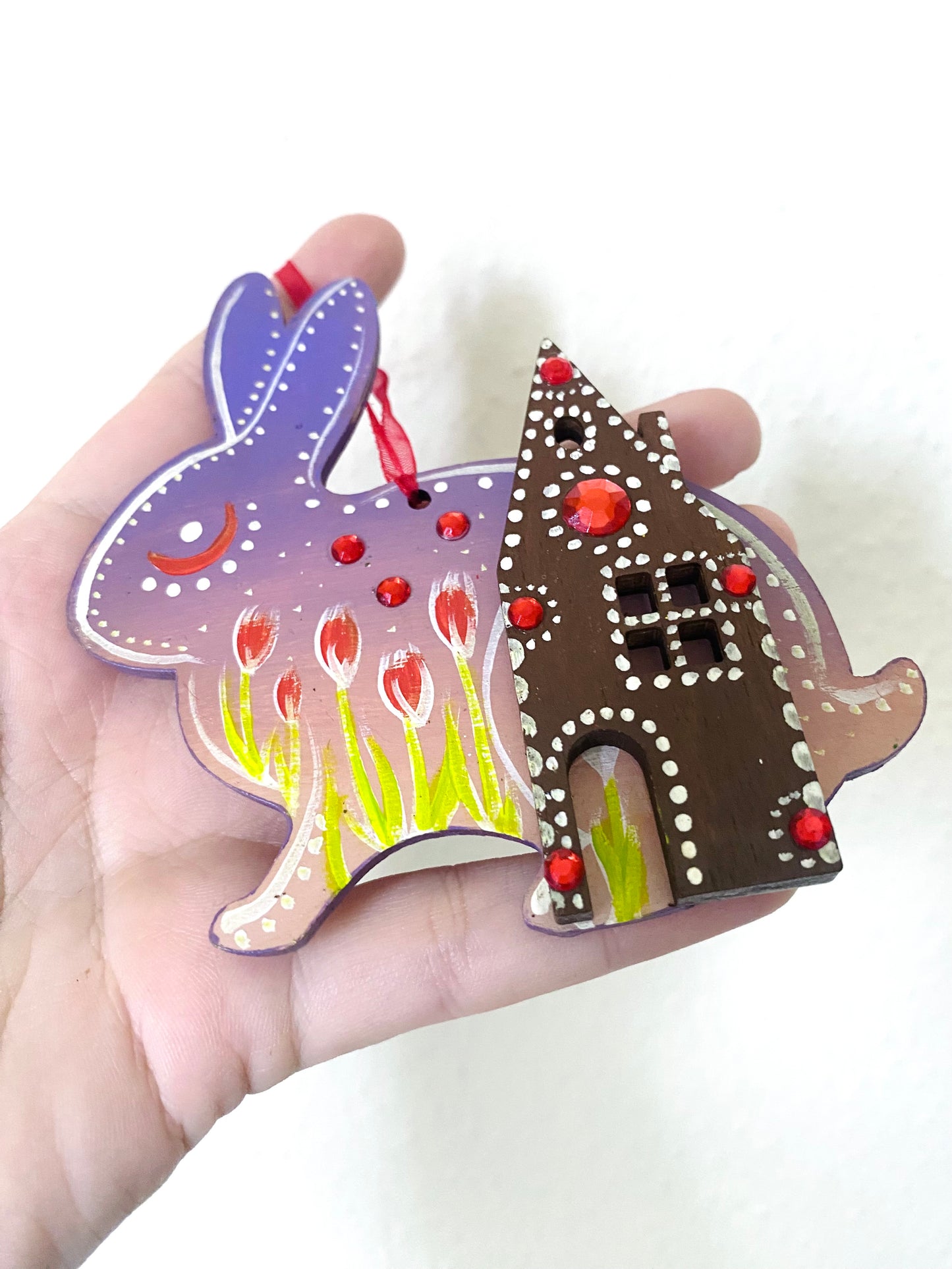 Hand-painted rabbit ornament / Kézzel festett nyuszi dísz