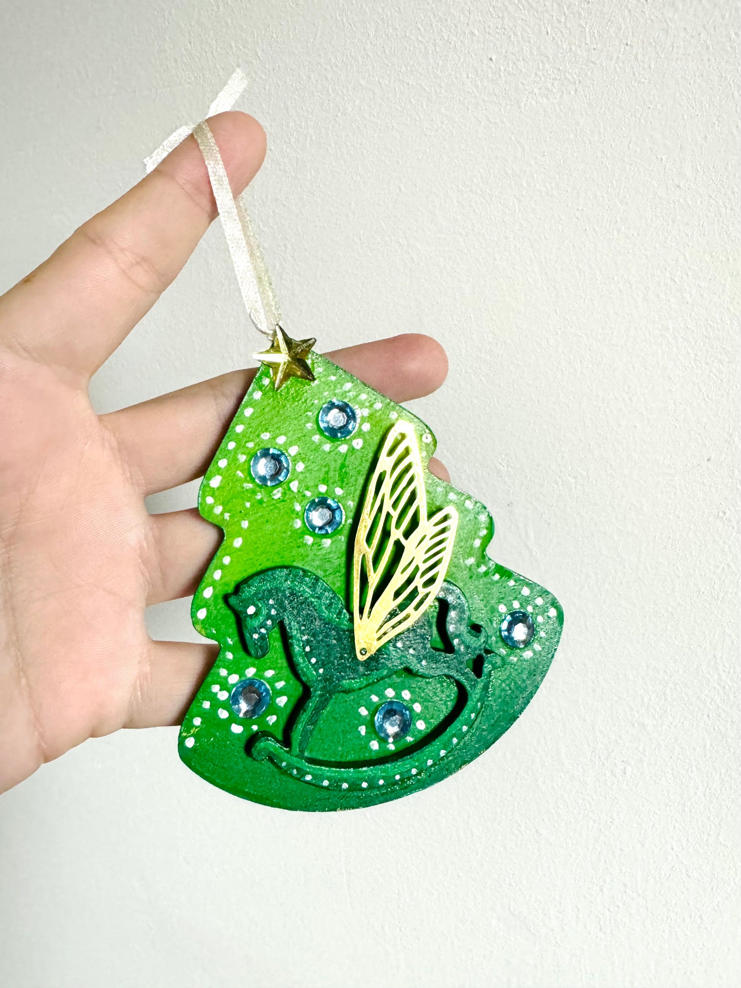 Hand-painted Christmas tree ornament / Kézzel festett karácsonyfa dísz