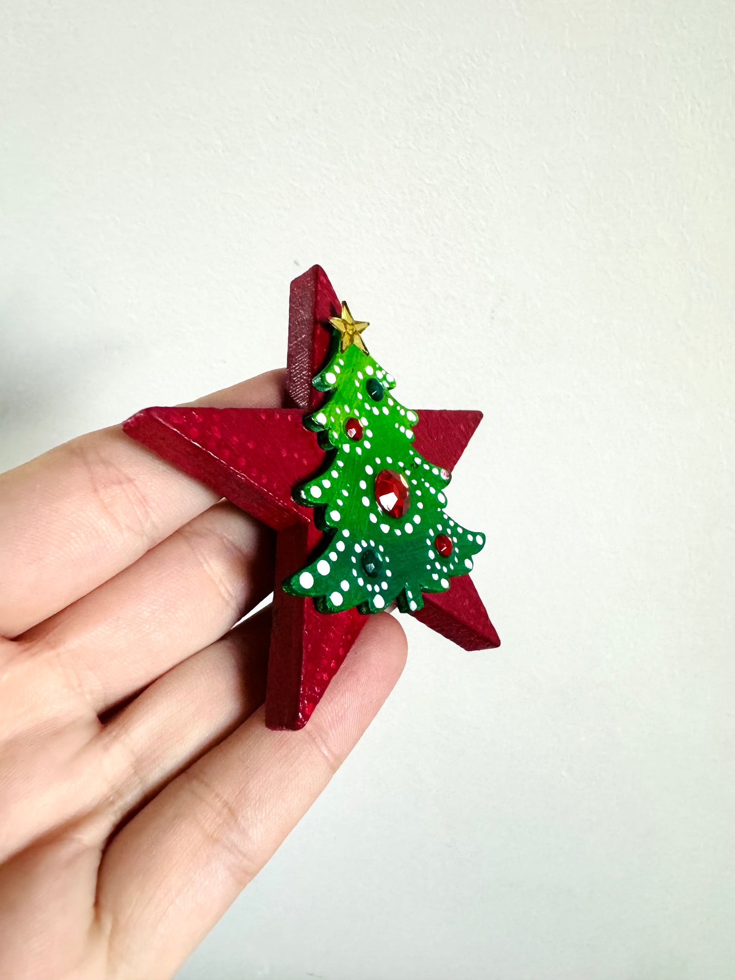 Hand-painted Christmas star magnet / Kézzel festett karácsonyi csillag mágnes