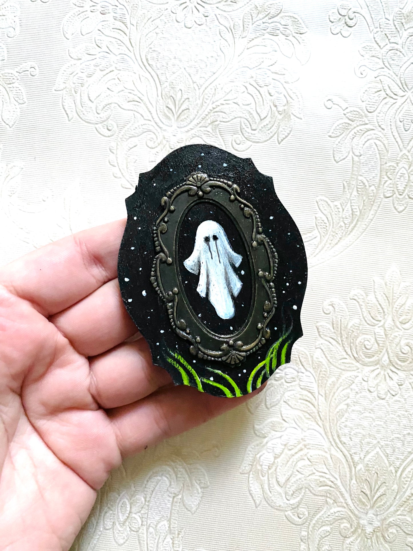 Hand-painted ghostie magnet / Kézzel festett szellem mágnes