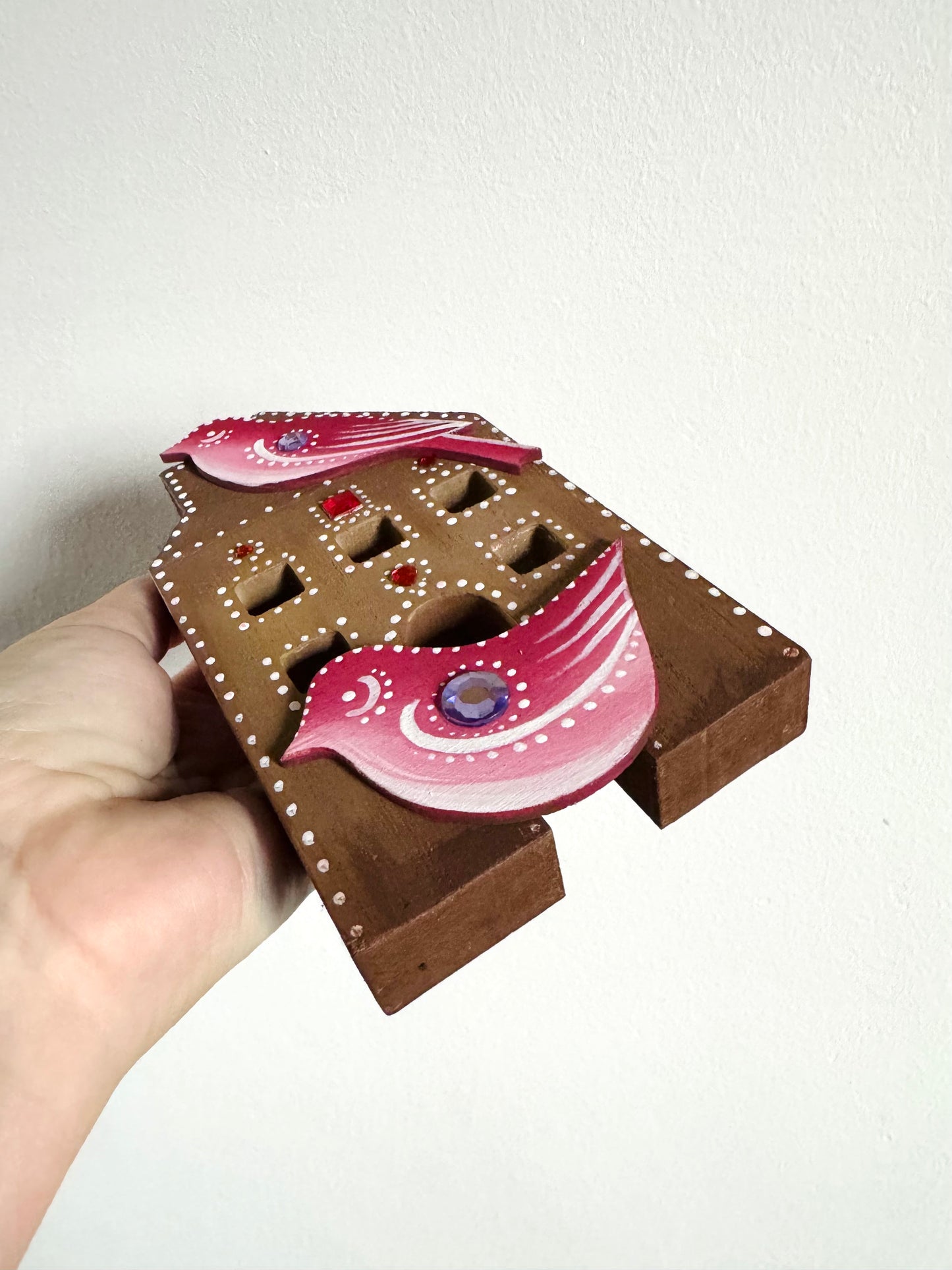 Hand-painted magic house / Kézzel festett varázsházikó