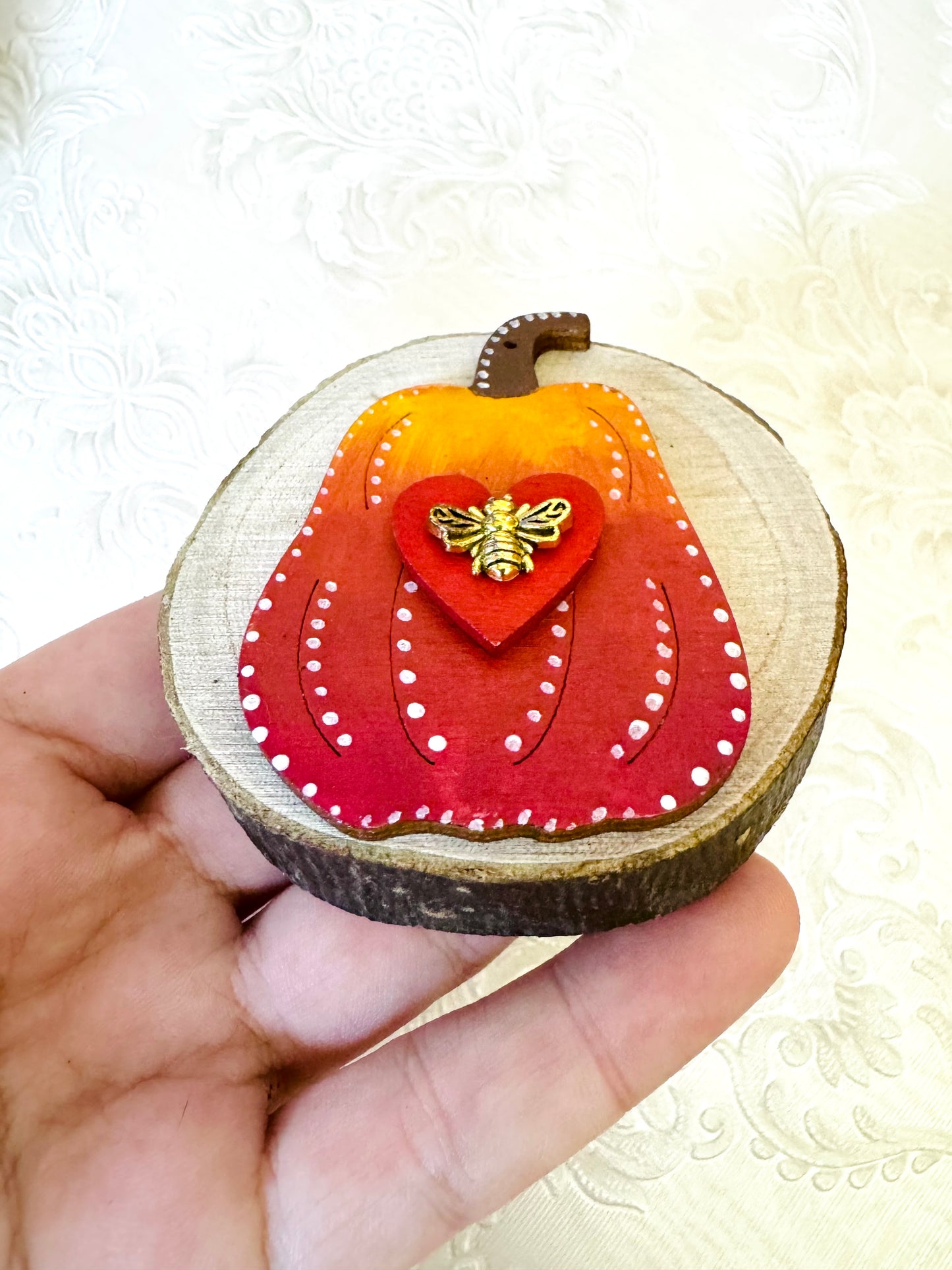 Hand-painted mini wood slice MAGNET / Kézzel festett mini fakorong mágnes