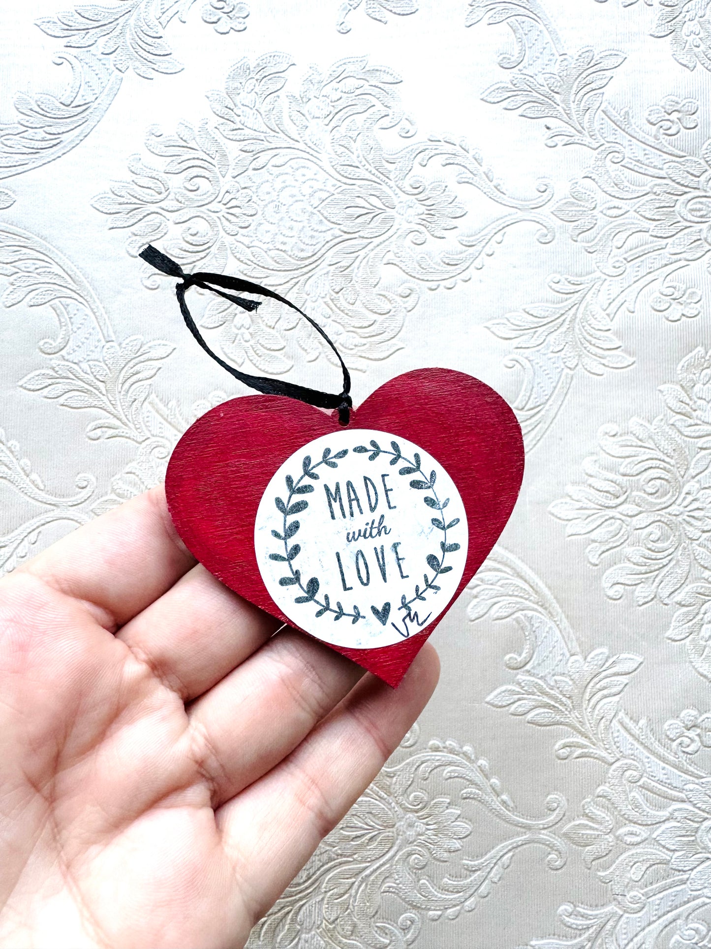 Hand-painted Christmas heart ornament / Kézzel festett karácsonyi szívecske dísz