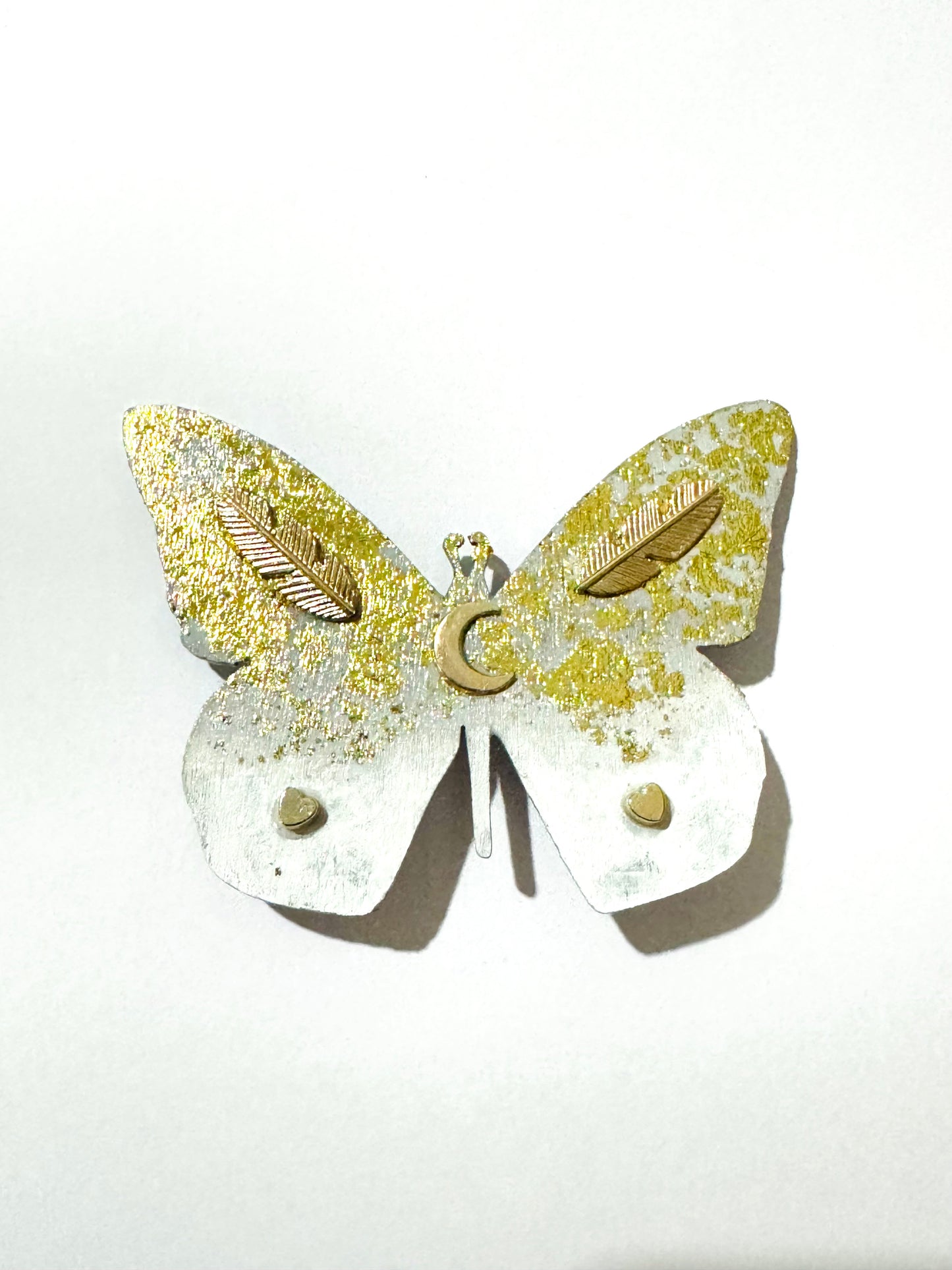 Hand-painted wooden butterfly brooch (Springcollection) / Kézzel festett fa pillangó bross