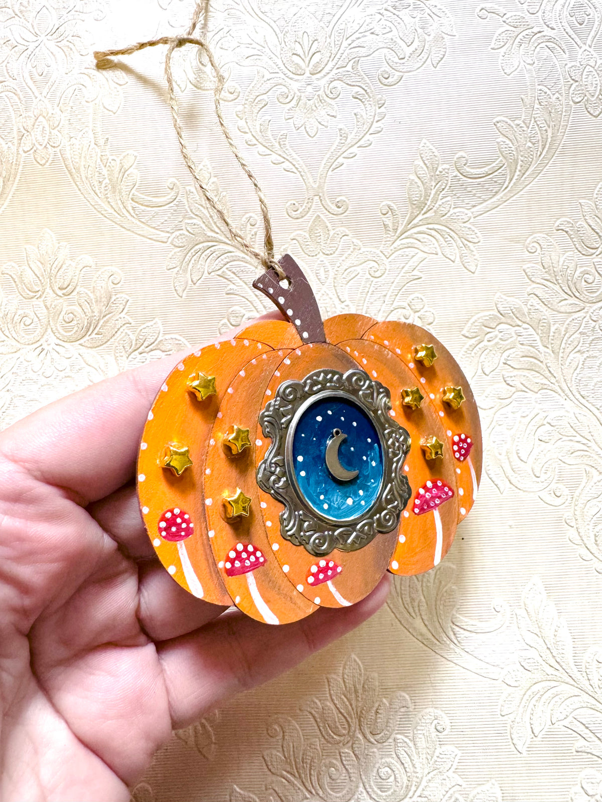 Hand-painted pumpkin MAGNET / Kézzel festett varázstök mágnes