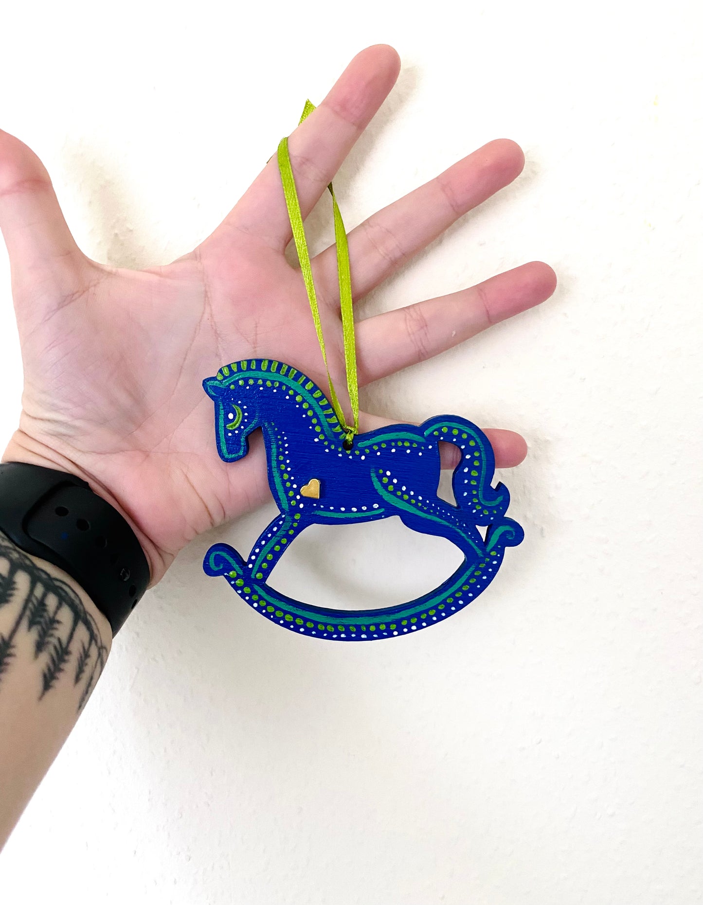 Hand-painted rocking horse ornament / Kézzel festett hintaló dísz