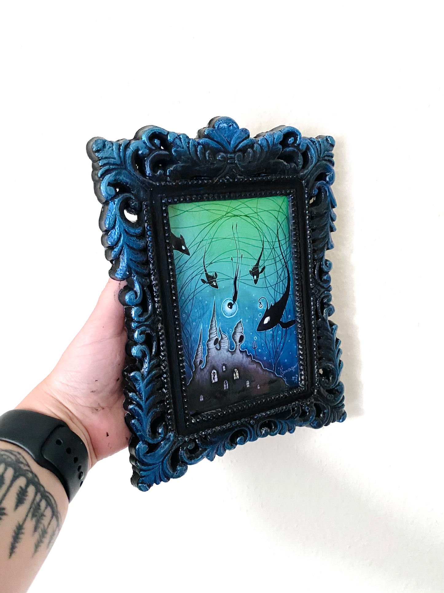 Gerahmter Mini-Kunstdruck in einem verzierten Rahmen / Mini keretezett művészi nyomat díszes keretben