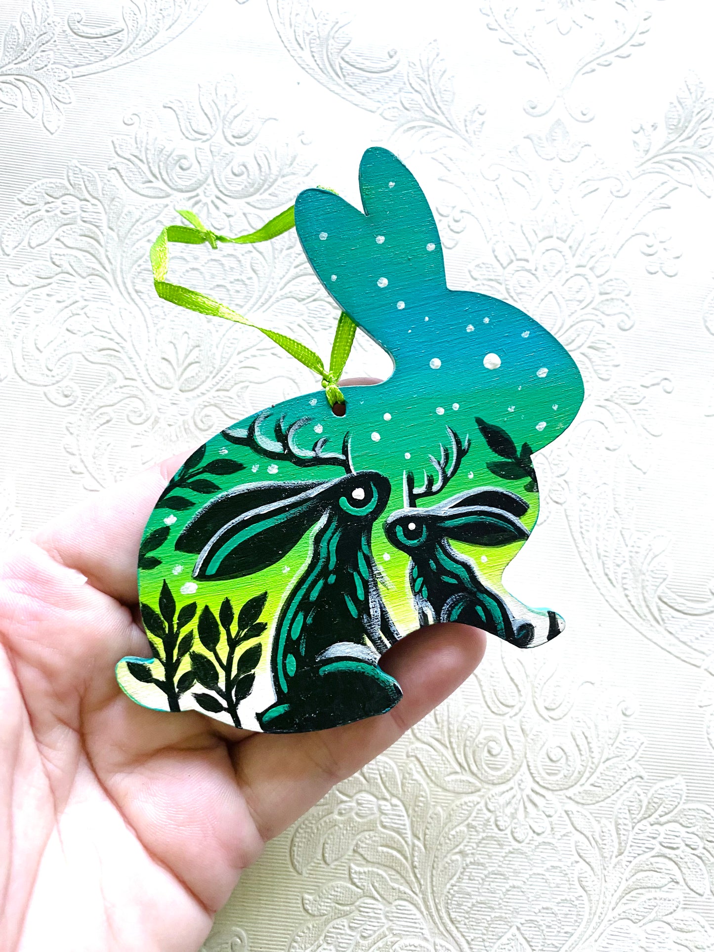 Hand-painted rabbit ornament / Kézzel festett nyuszi dísz