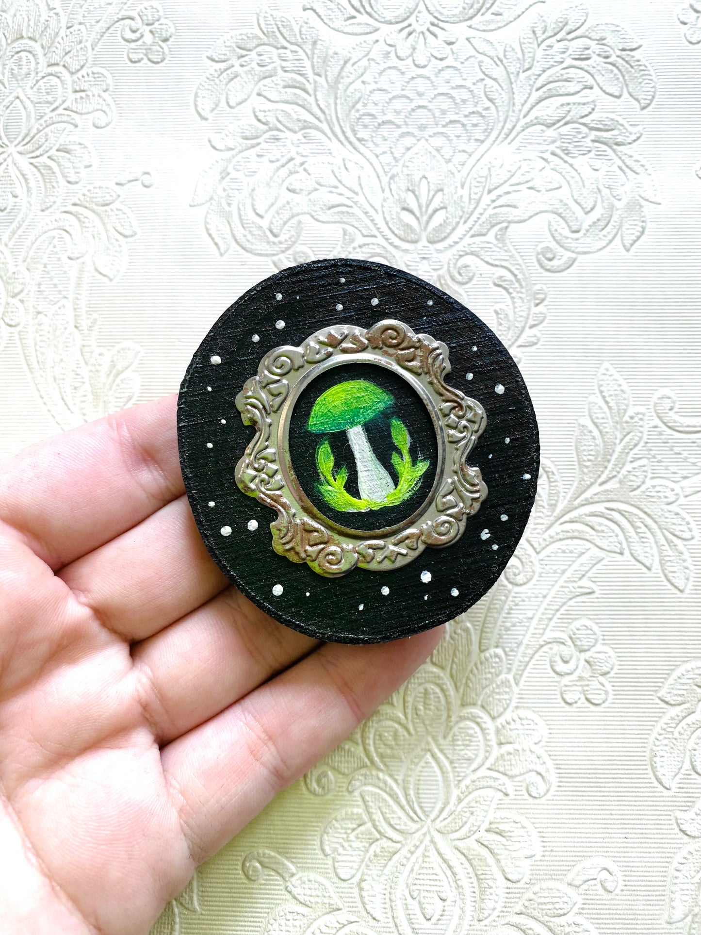 Hand-painted mushroom magnet / Kézzel festett gomba mágnes