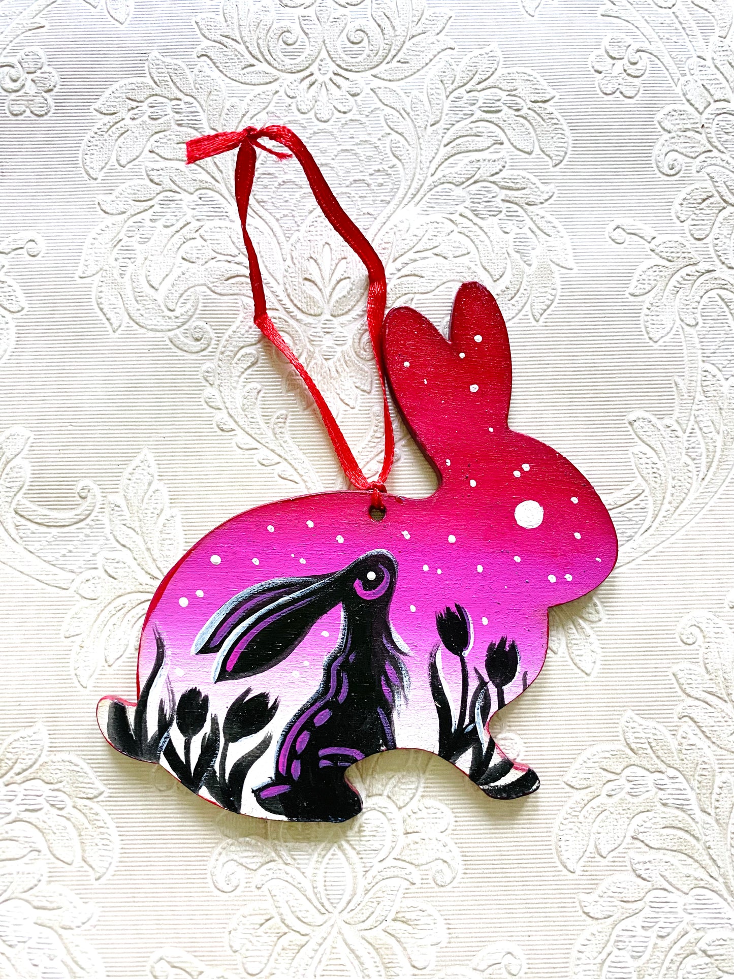 Hand-painted rabbit ornament / Kézzel festett nyuszi dísz